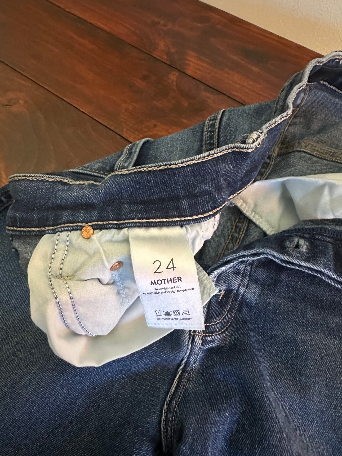 Mother Tippy Top Frisky Flood High-Rise Slim Cropped Fray Jeans - Size 24