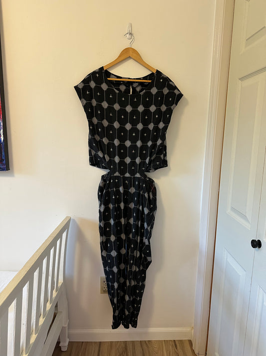Matter Black and White Geometric Ikat Pattern Jumpsuit - Size Medium