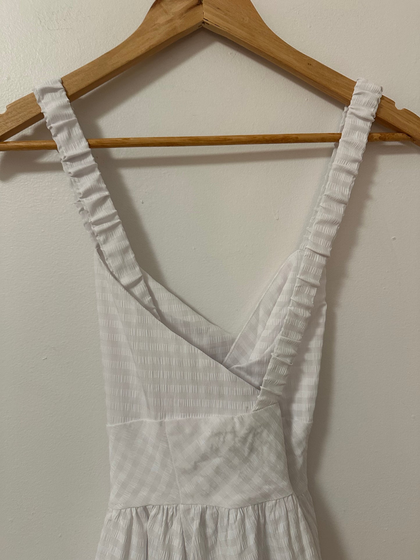 NWT Lulus City Strolls White Gingham Backless Twist-Front Midi Dress | Size Small