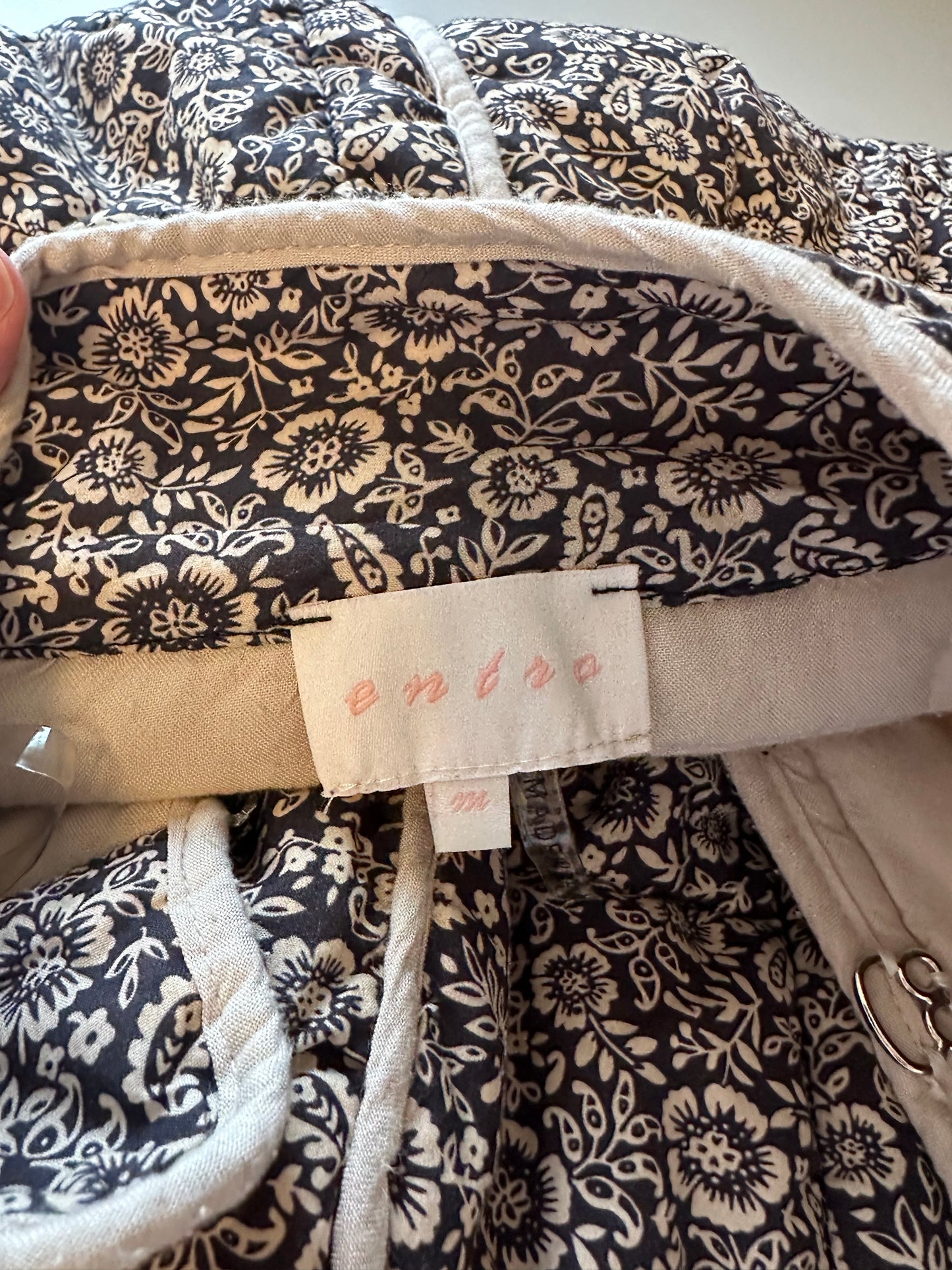 Entro Floral Cotton Quilted Jacket with Patch Pockets | Size Medium