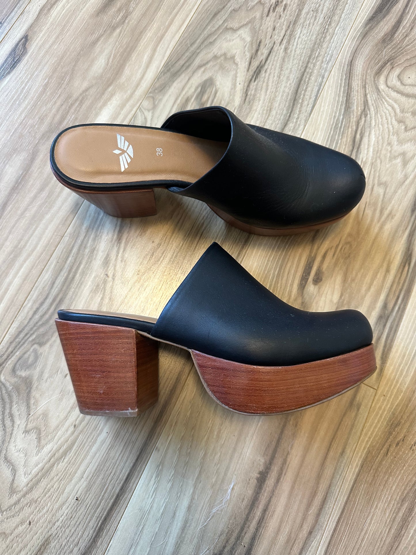 Fortress Ava Clog Mule in Black - Size 38