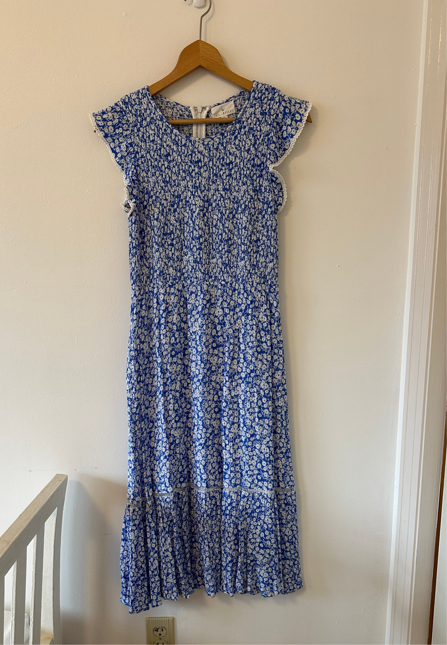 Lost + Wander Pick Me Blue Floral Print Midi Dress Size Small