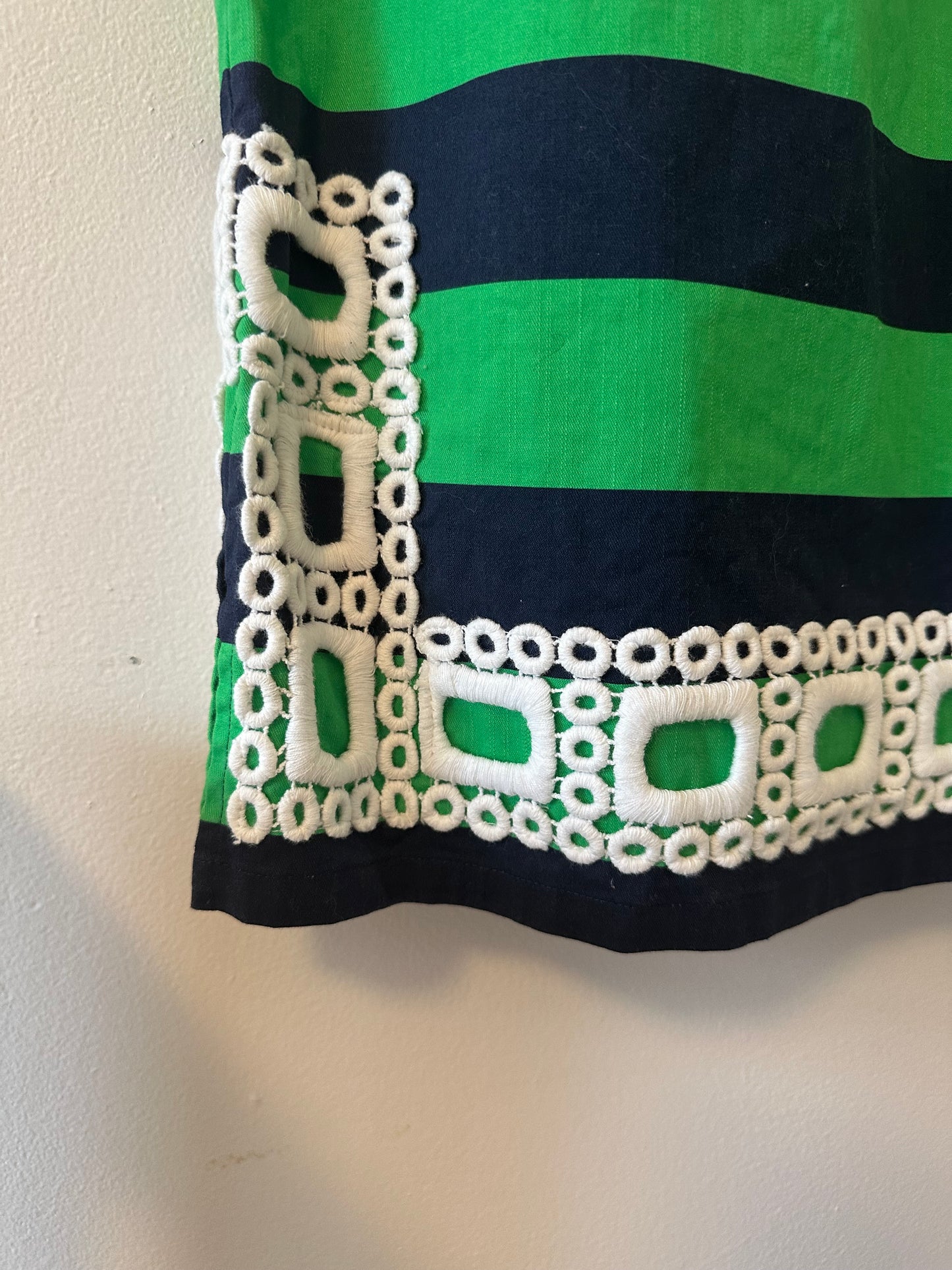 Sail to Sable Green and Navy Embroidered Dress Size Medium