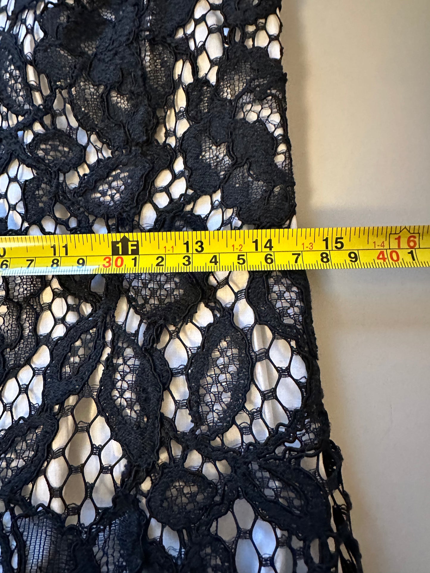 Elie Tahari Black Lace Knee Length Dress | Size 4