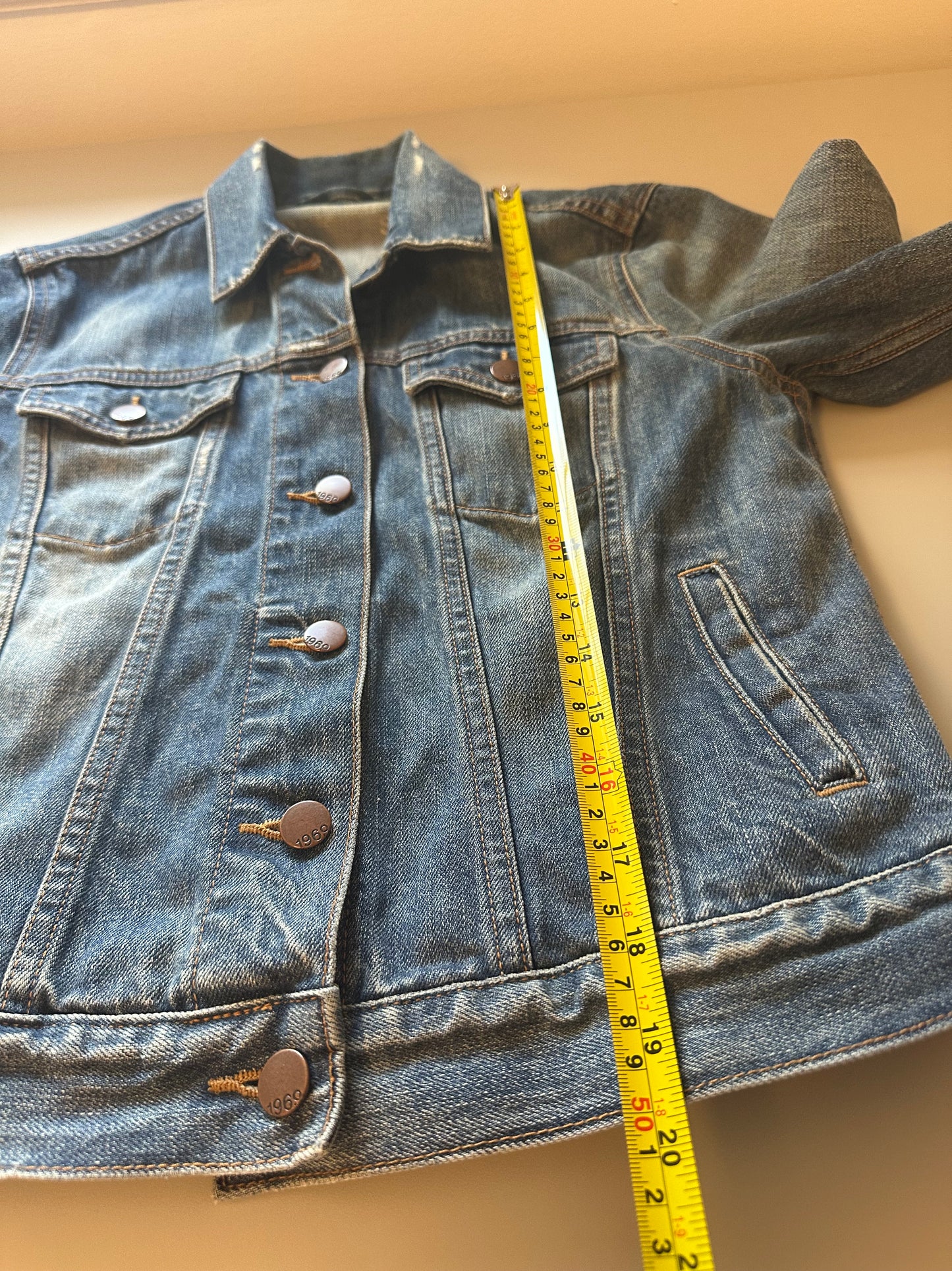 Gap Vintage Cotton Blue Distressed Denim Classic Jacket | Size Small