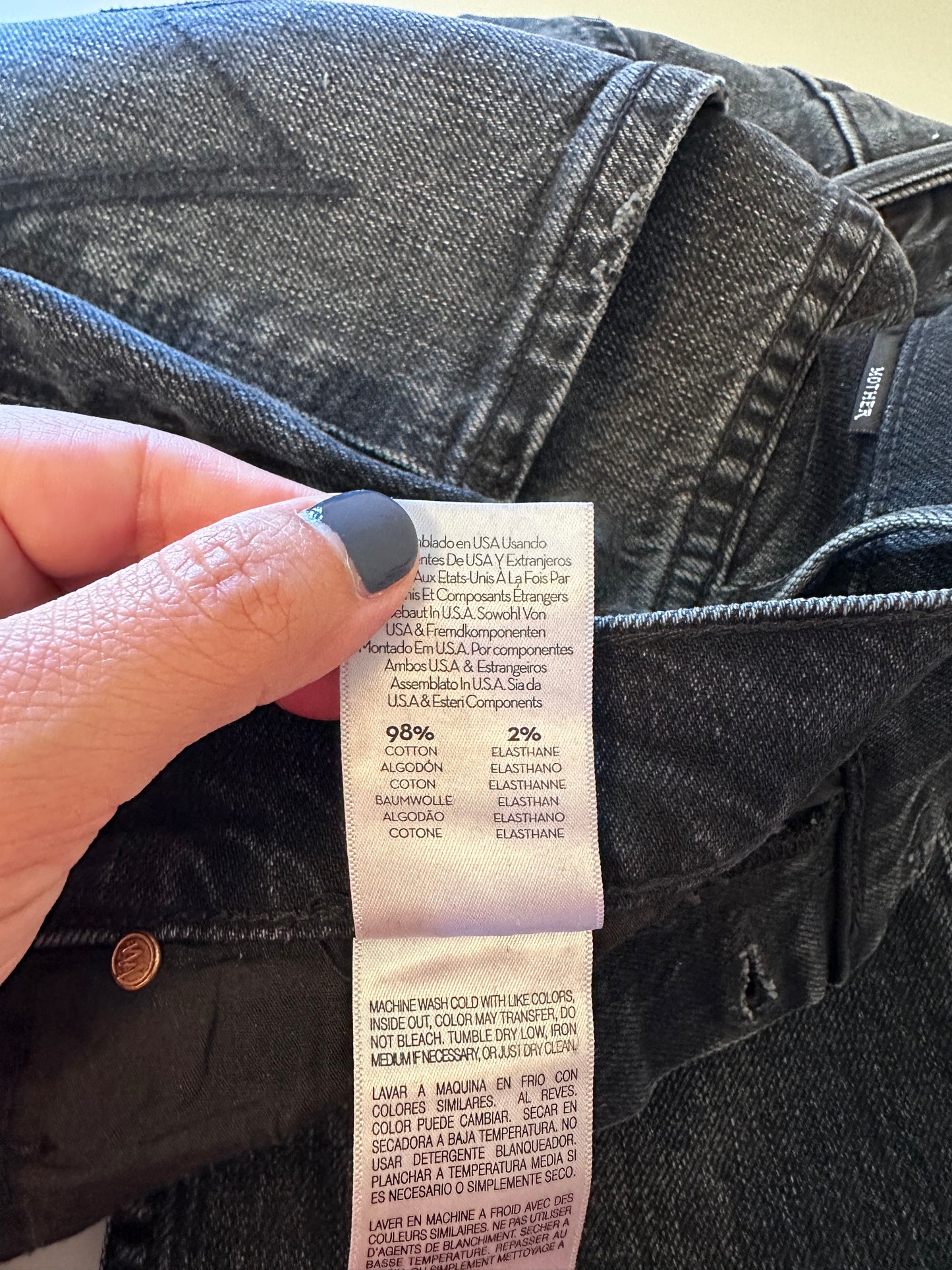 MOTHER The Tomcat Ankle Jeans in On The Fly | Size 27