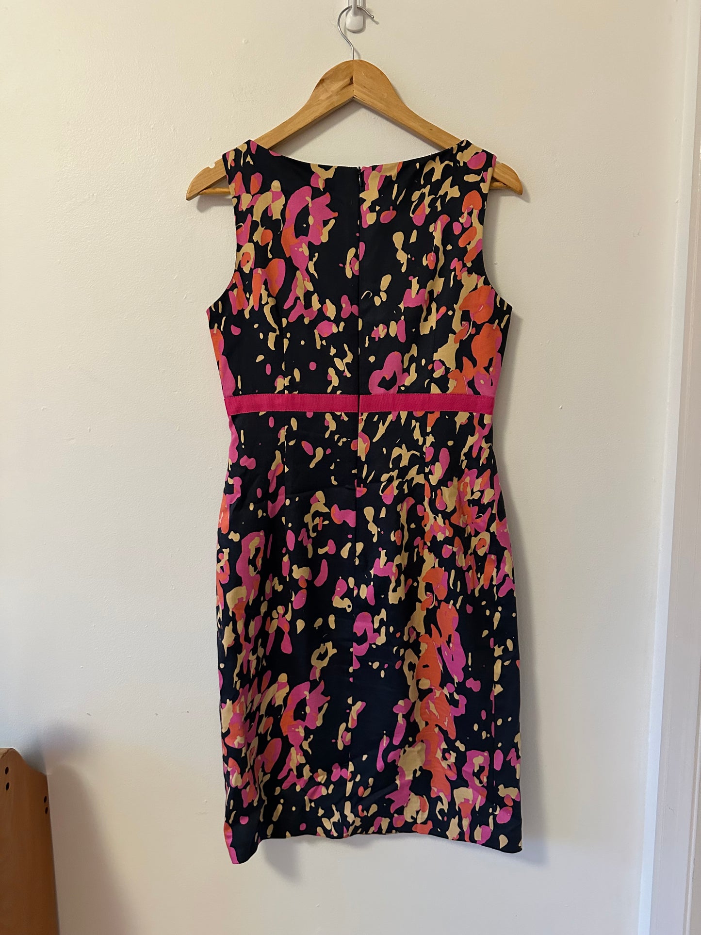 David Meister Black and Pink Abstract Sheath Dress | Size 6
