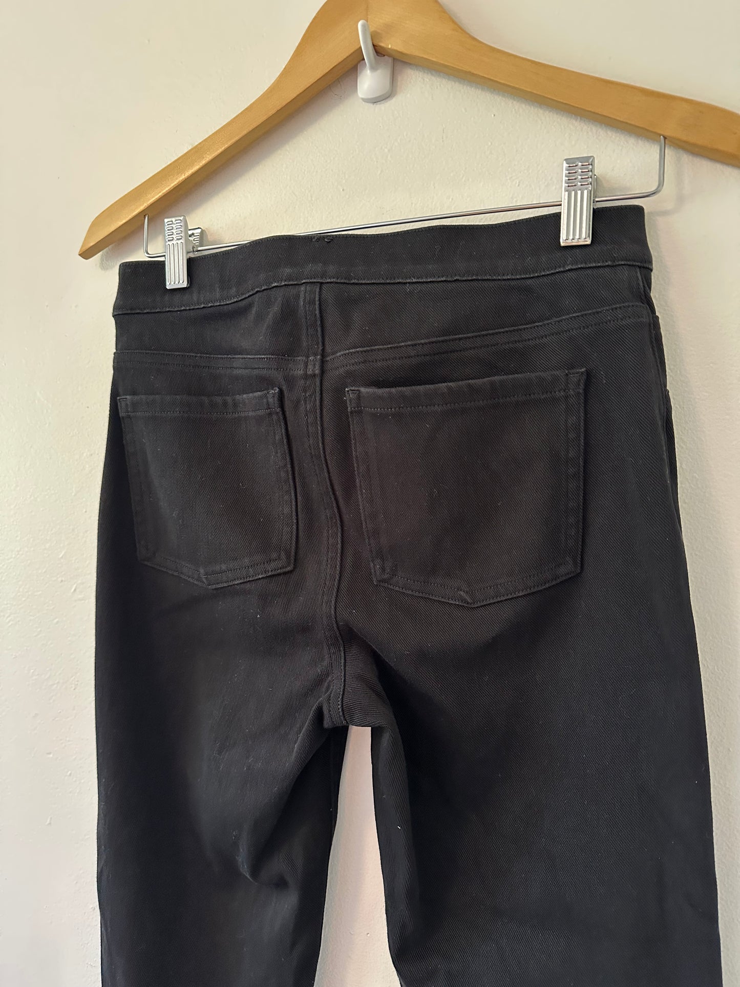 SPANX - SPANXshape™ EveryWear Ankle Skinny Jeans in Clean Black | Size M