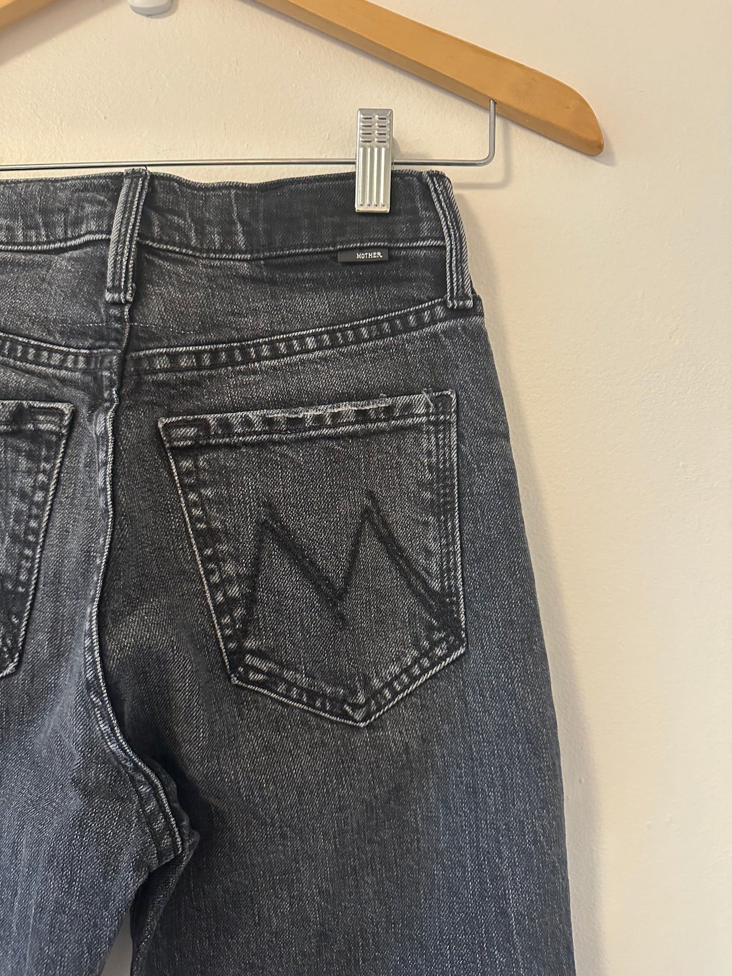 MOTHER The Tomcat Ankle Straight Leg Jeans in On The Fly - Size 24