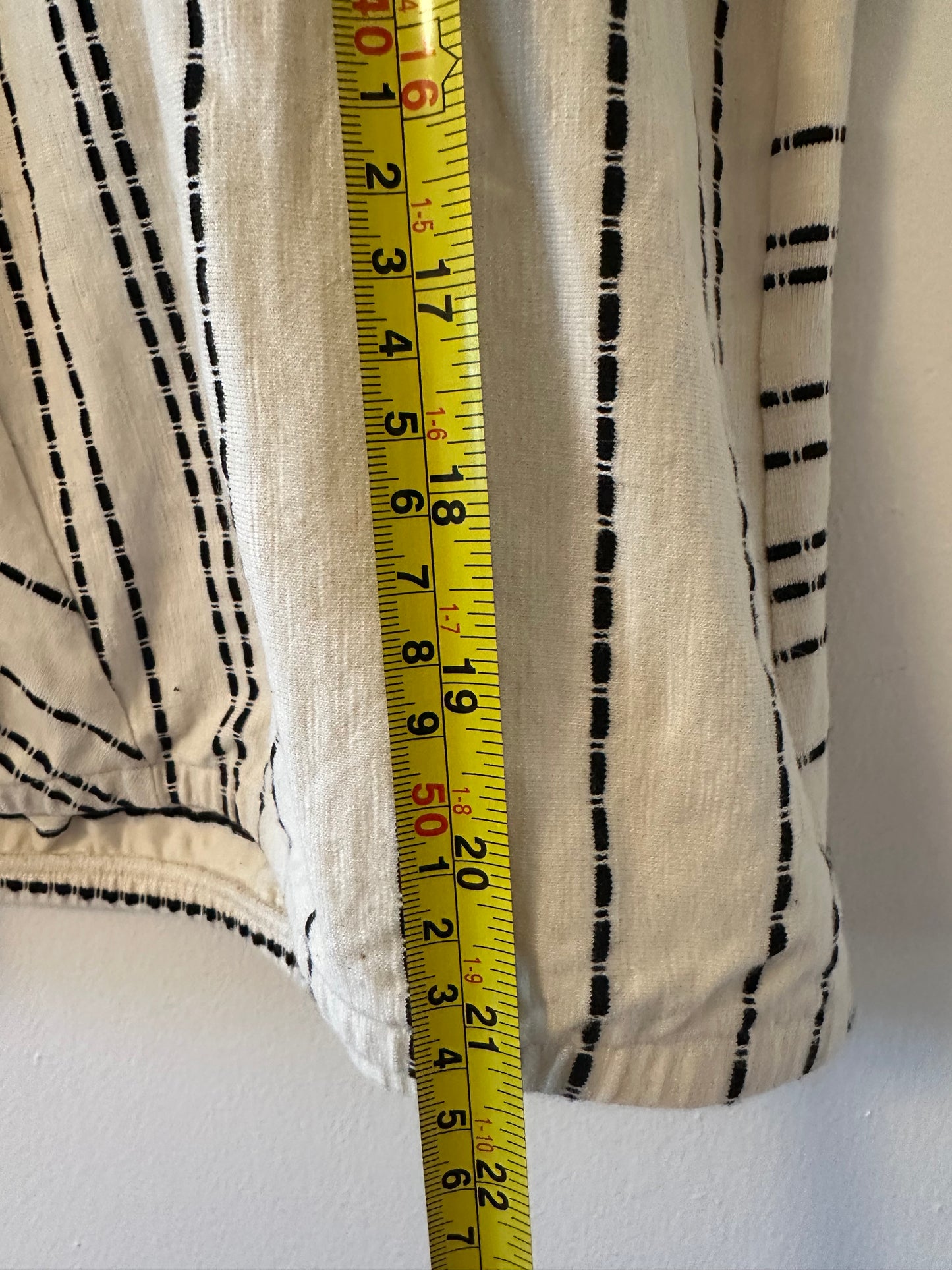 Dolan Black and Cream Striped Cropped Short Sleeve Tee - Size LP