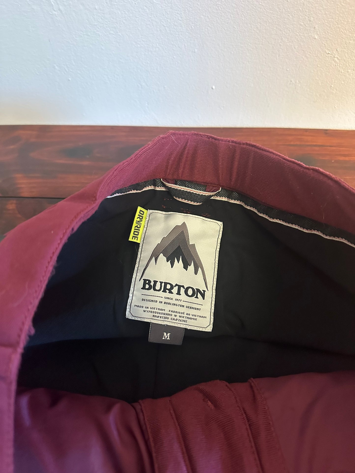Burton Burgundy Cargo Snowboard Snow Pants - Size Medium