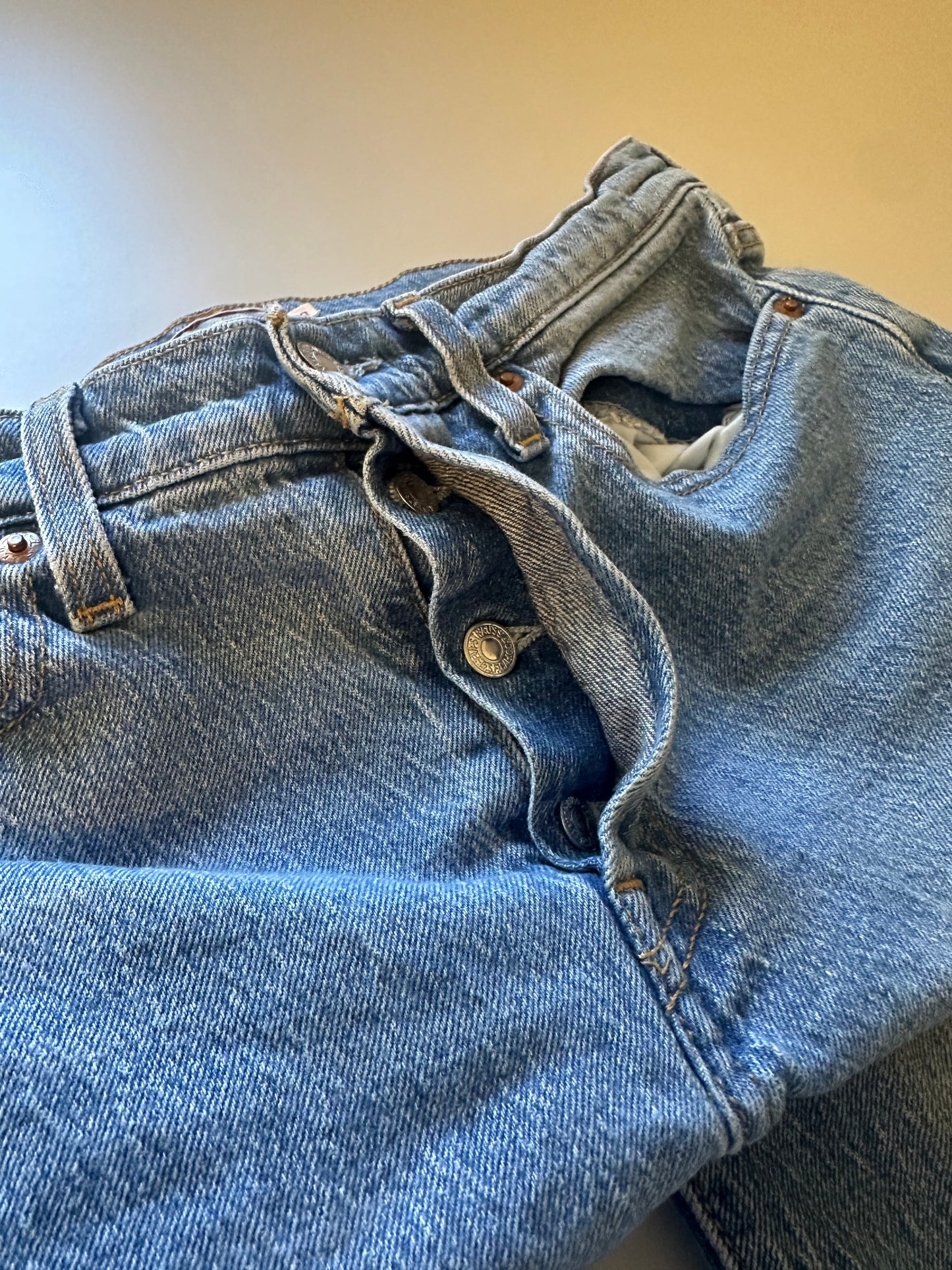 Levi's Classic Wedgie Straight Leg Ankle Length Jeans | Size 29