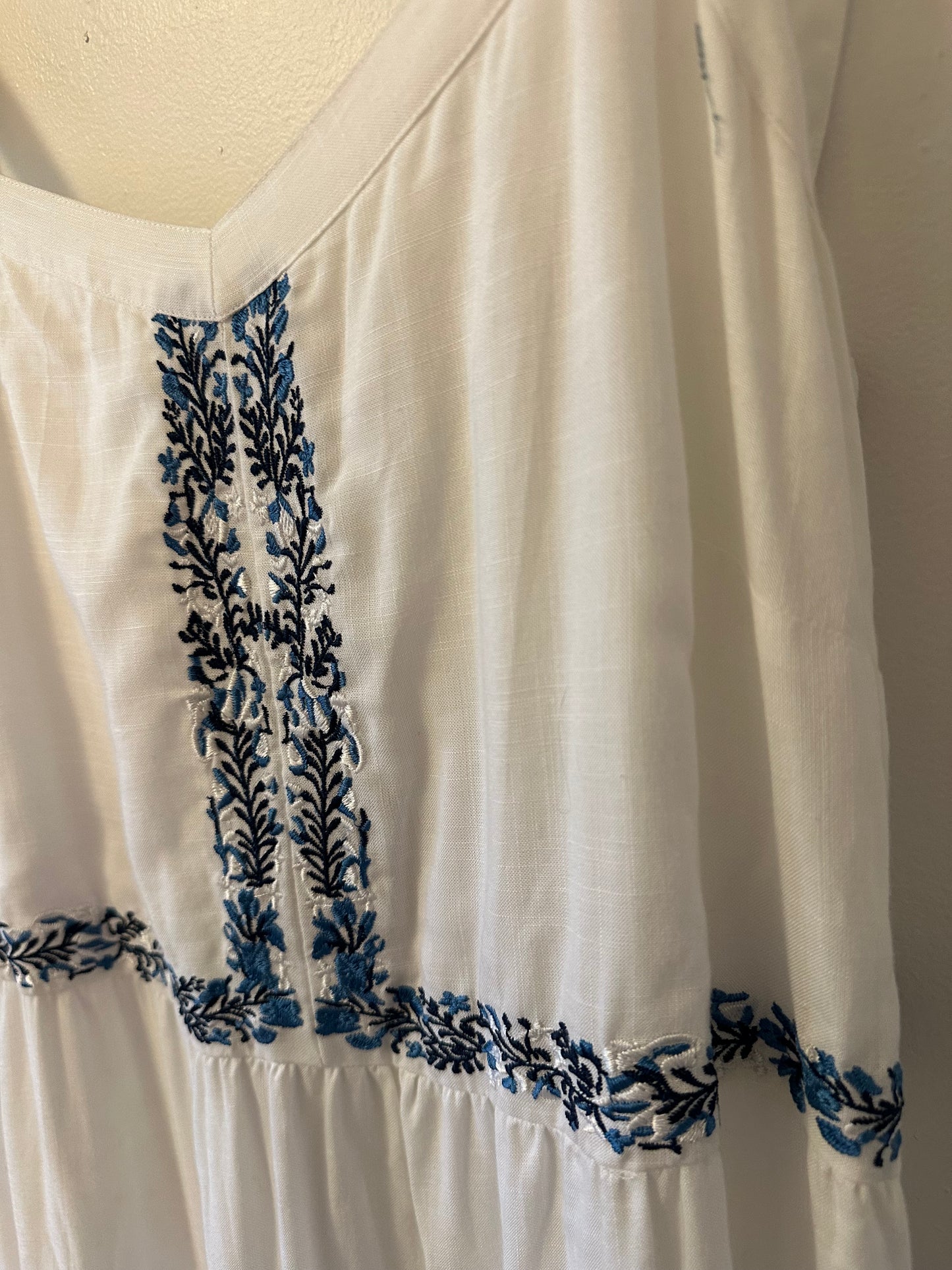 NWT Beau & Ro The Westport Maxi Embroidered Dress in White Cotton | Size Large