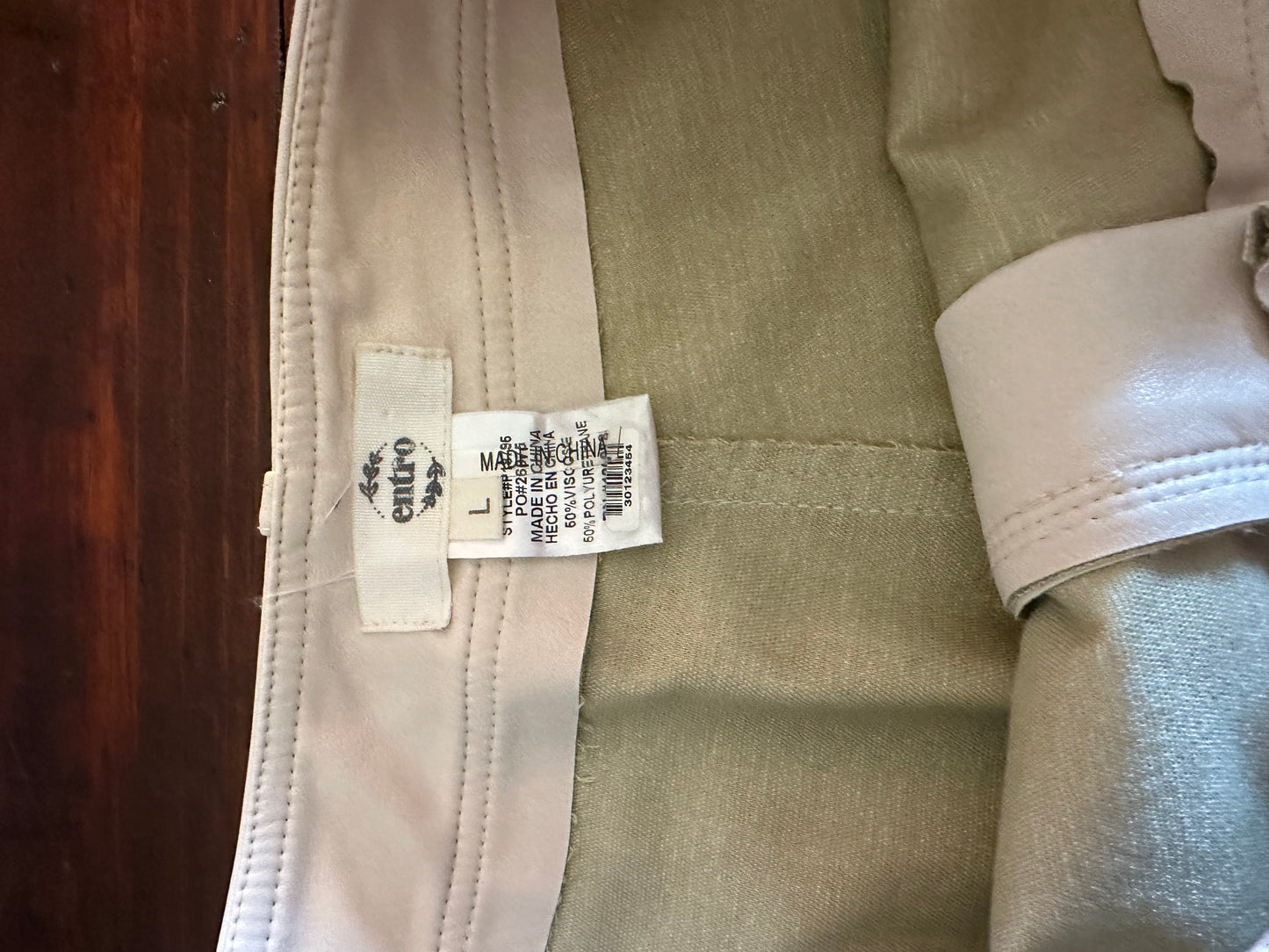 Entro Creamy Beige Faux Leather Wide-Leg Cropped Pants - Size Large