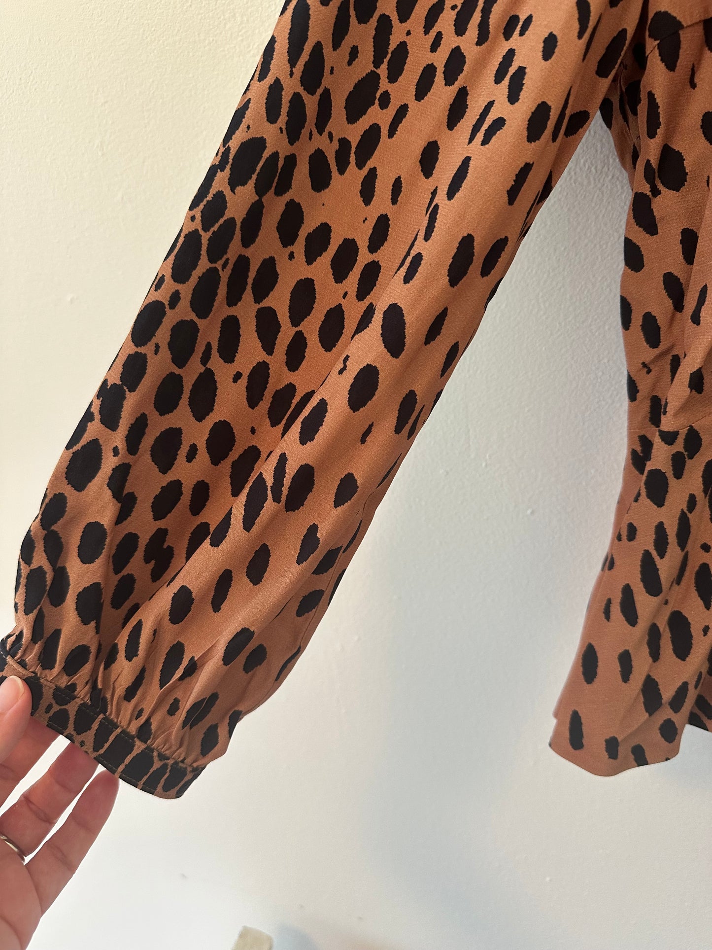 Emerson Fry Brown Animal Print Wrap Blouse 3/4 Sleeve Size Medium