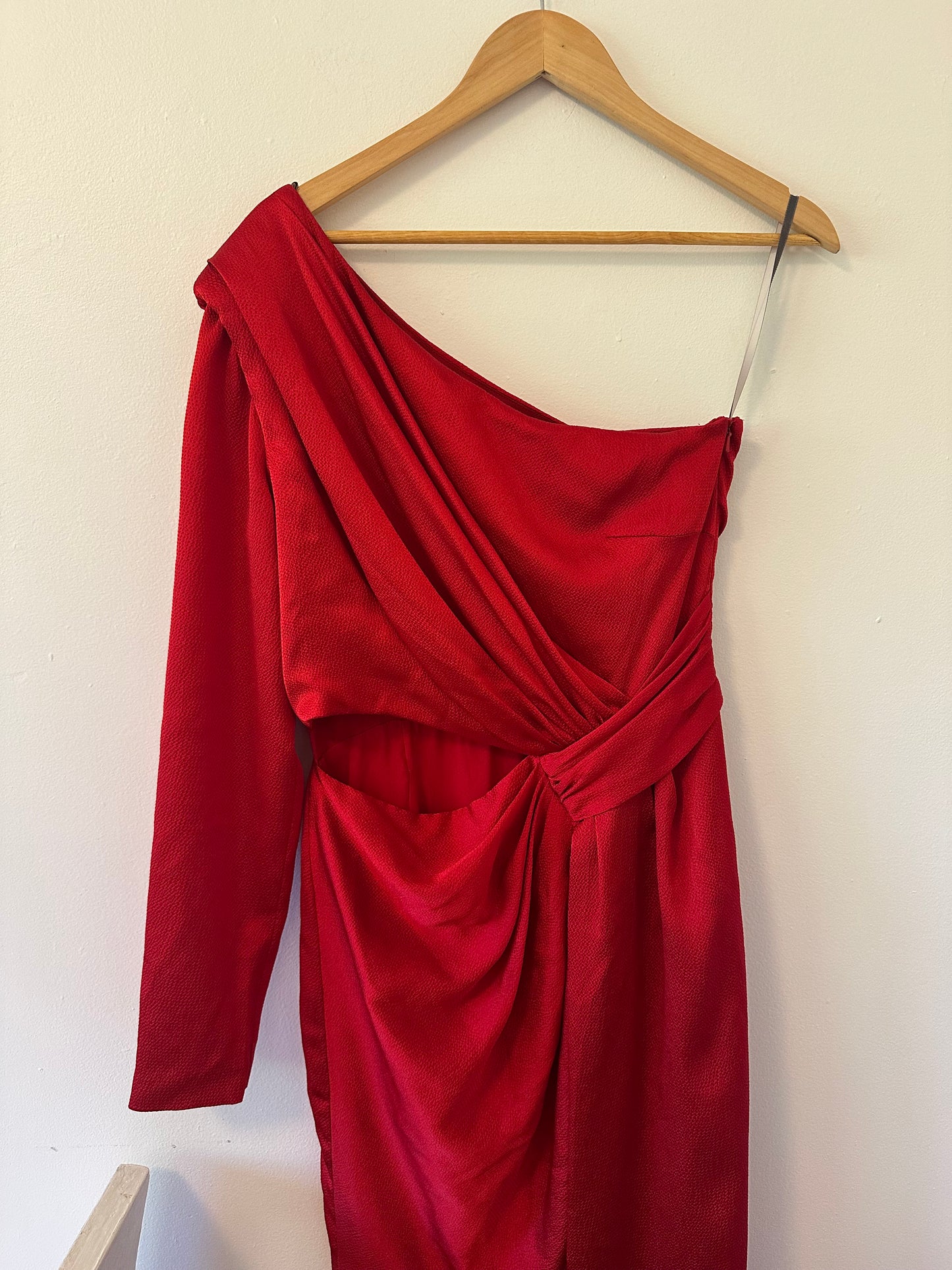 Monique Lhuillier One-Shoulder Red Evening Gown - Size 8