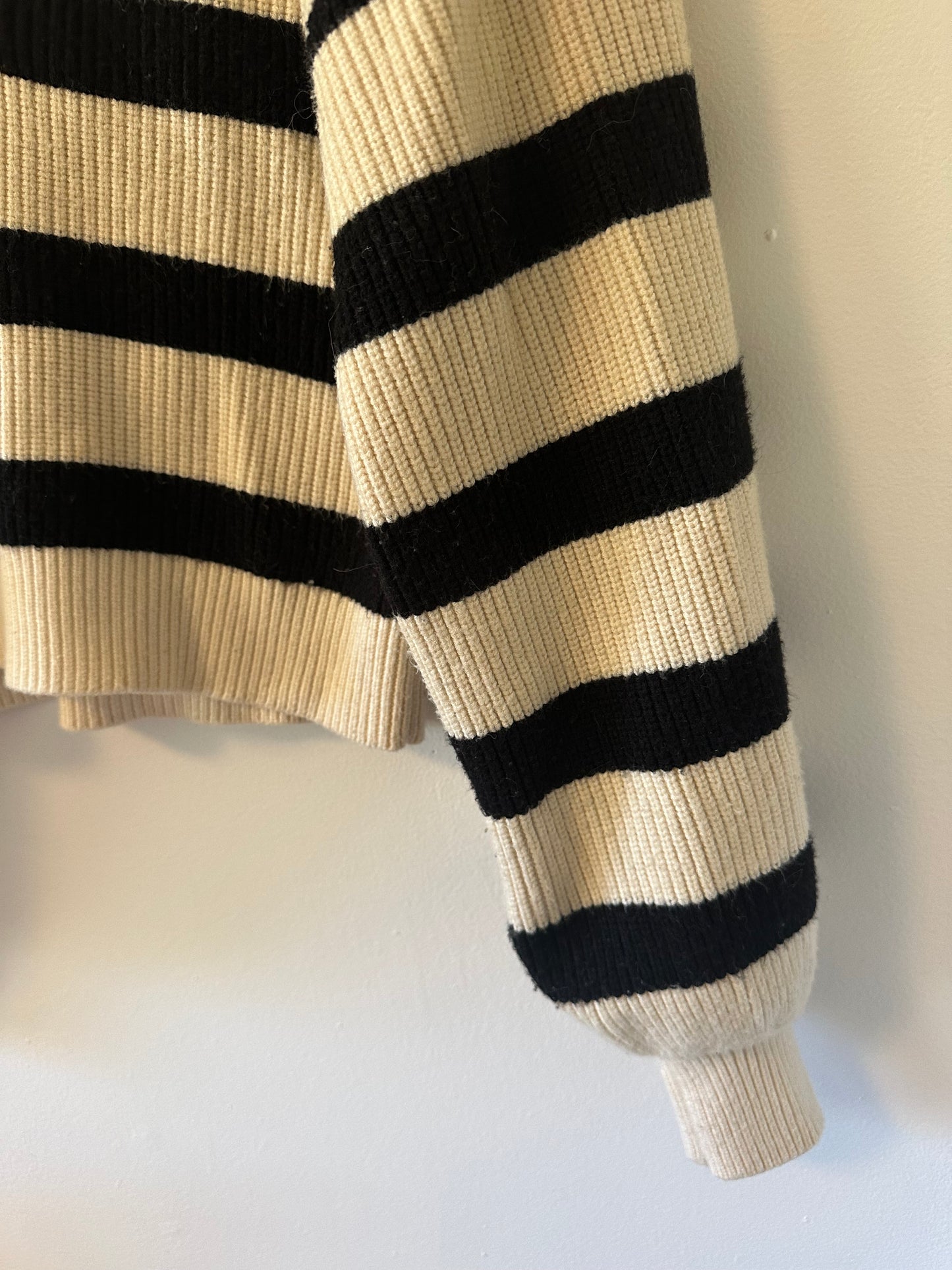 Costes Striped Black and Cream Collared Polo Sweater | Size Small