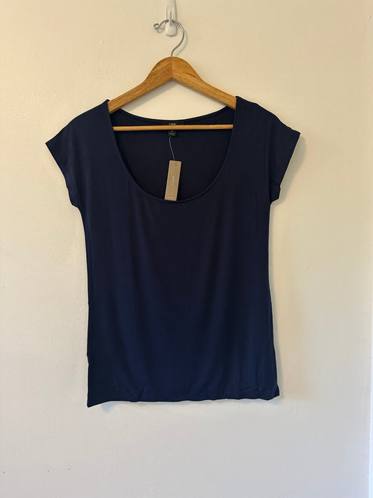 J. Crew NWT Dark Blue Short Sleeve Ballet Neck Tee | Size Medium