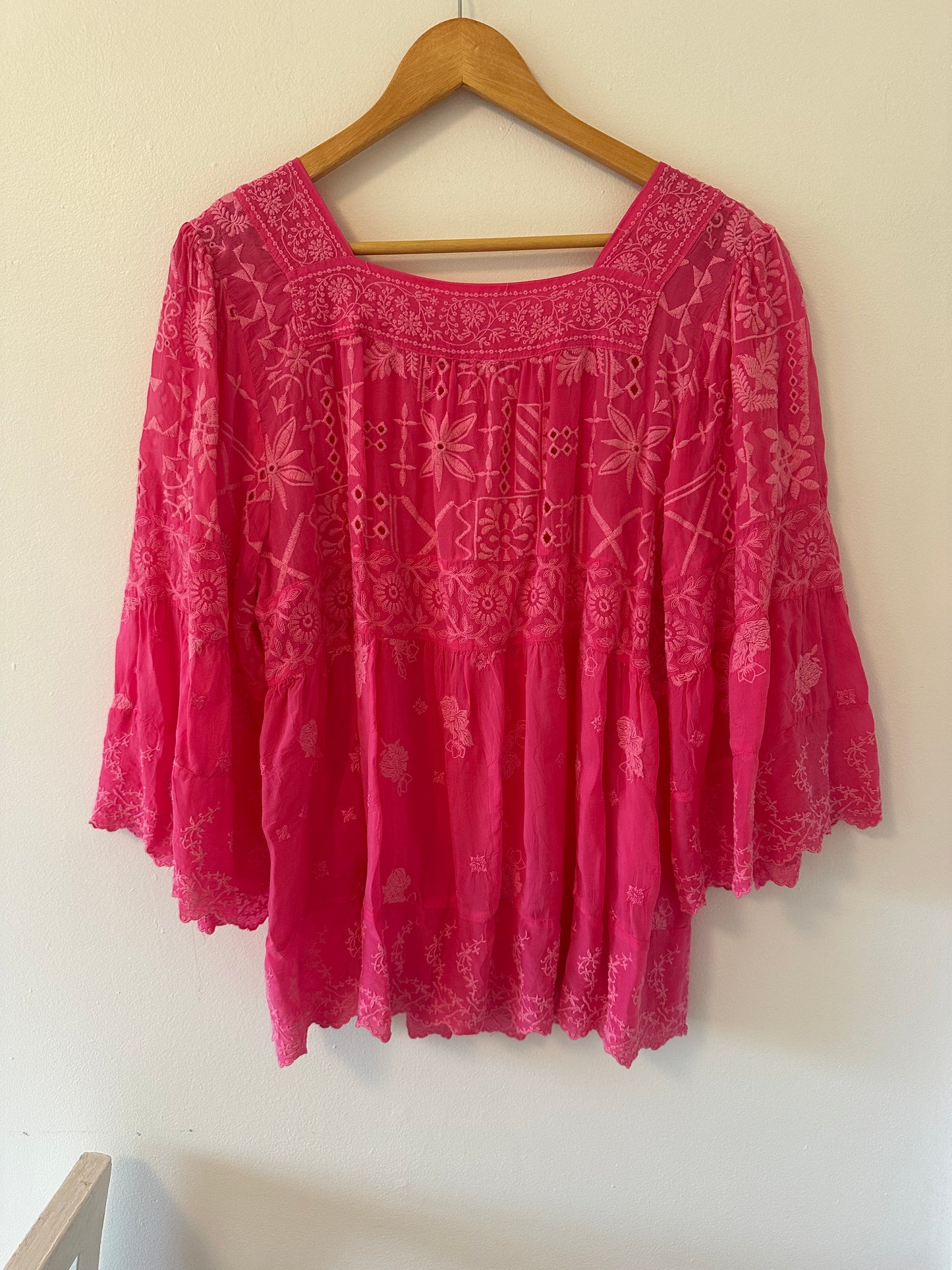 NWT Johnny Was Odette Blouse in Raspberry Sorbet - Size Large