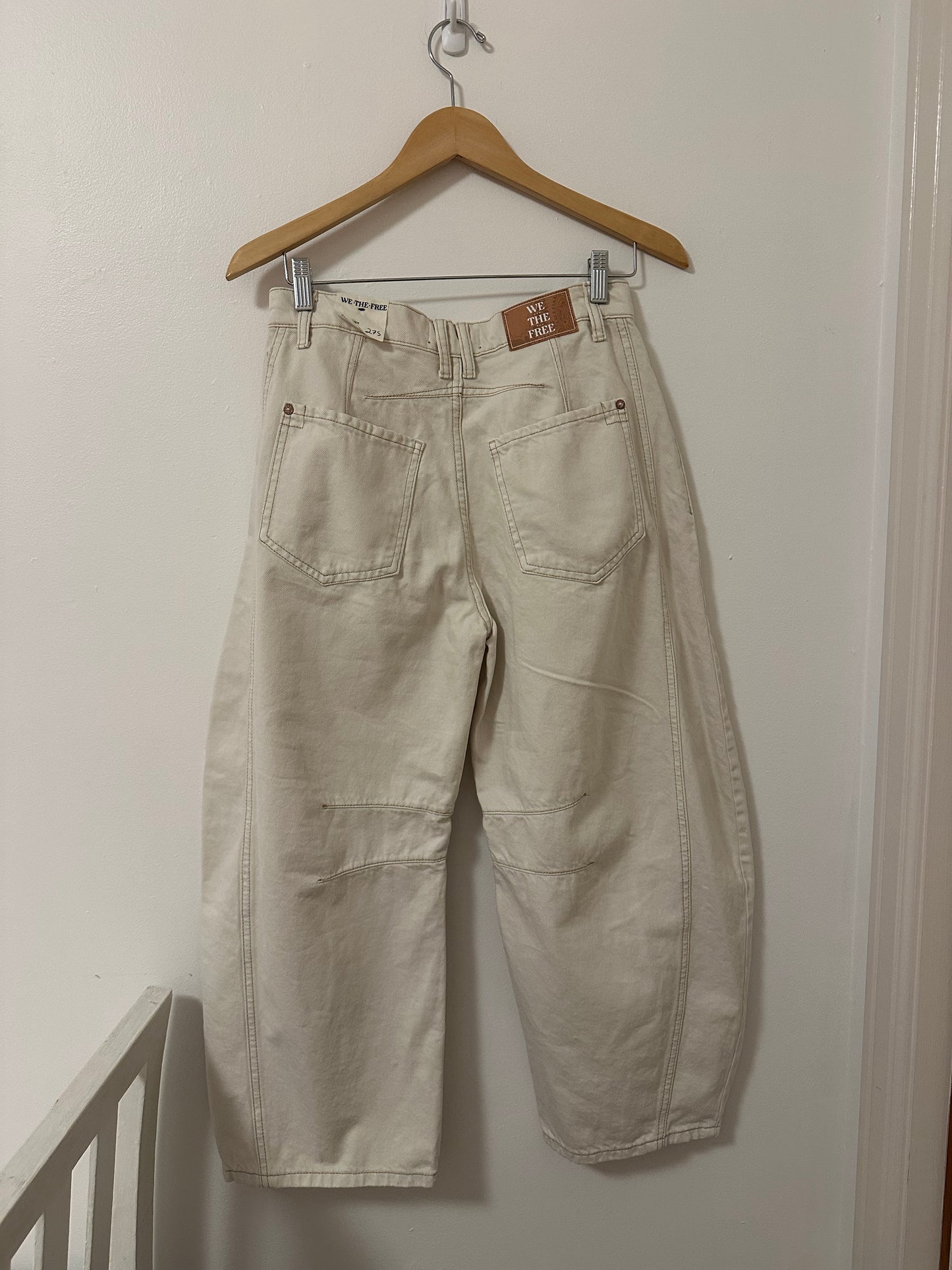 NWT We The Free Good Luck Mid Rise Barrel Jeans in Milk Size 27 Short