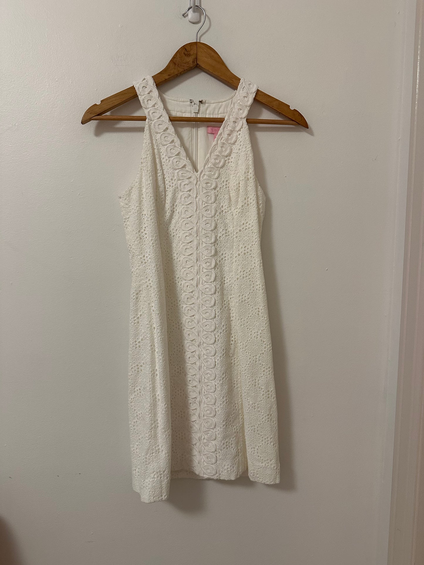 Lilly Pulitzer Women's Sleeveless White Lace V-Neck Dress In White | Size 00