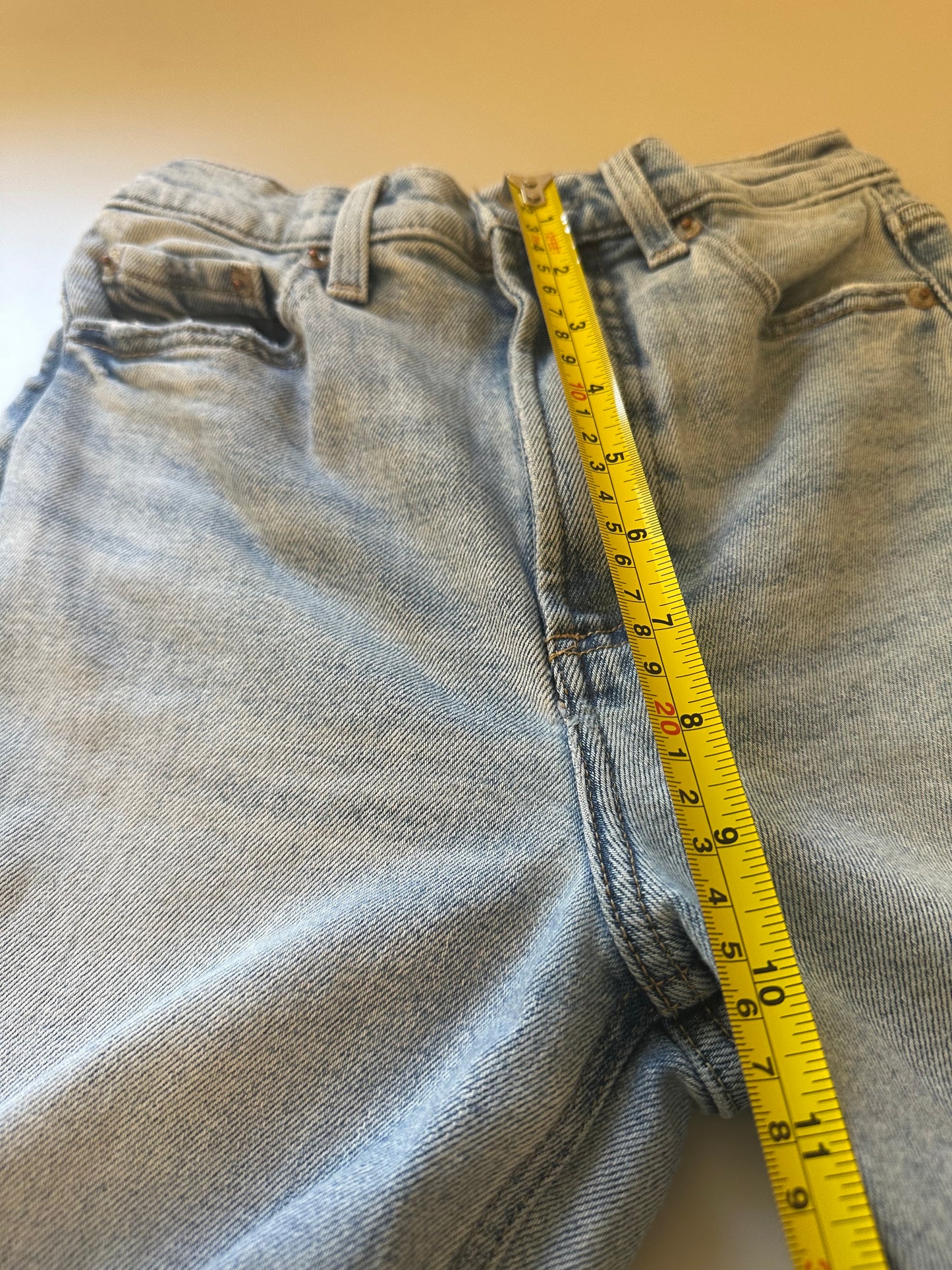 Pistola Lana Cropped Cuffed Wide Leg Relaxed Jeans in Snowcat | Size 25