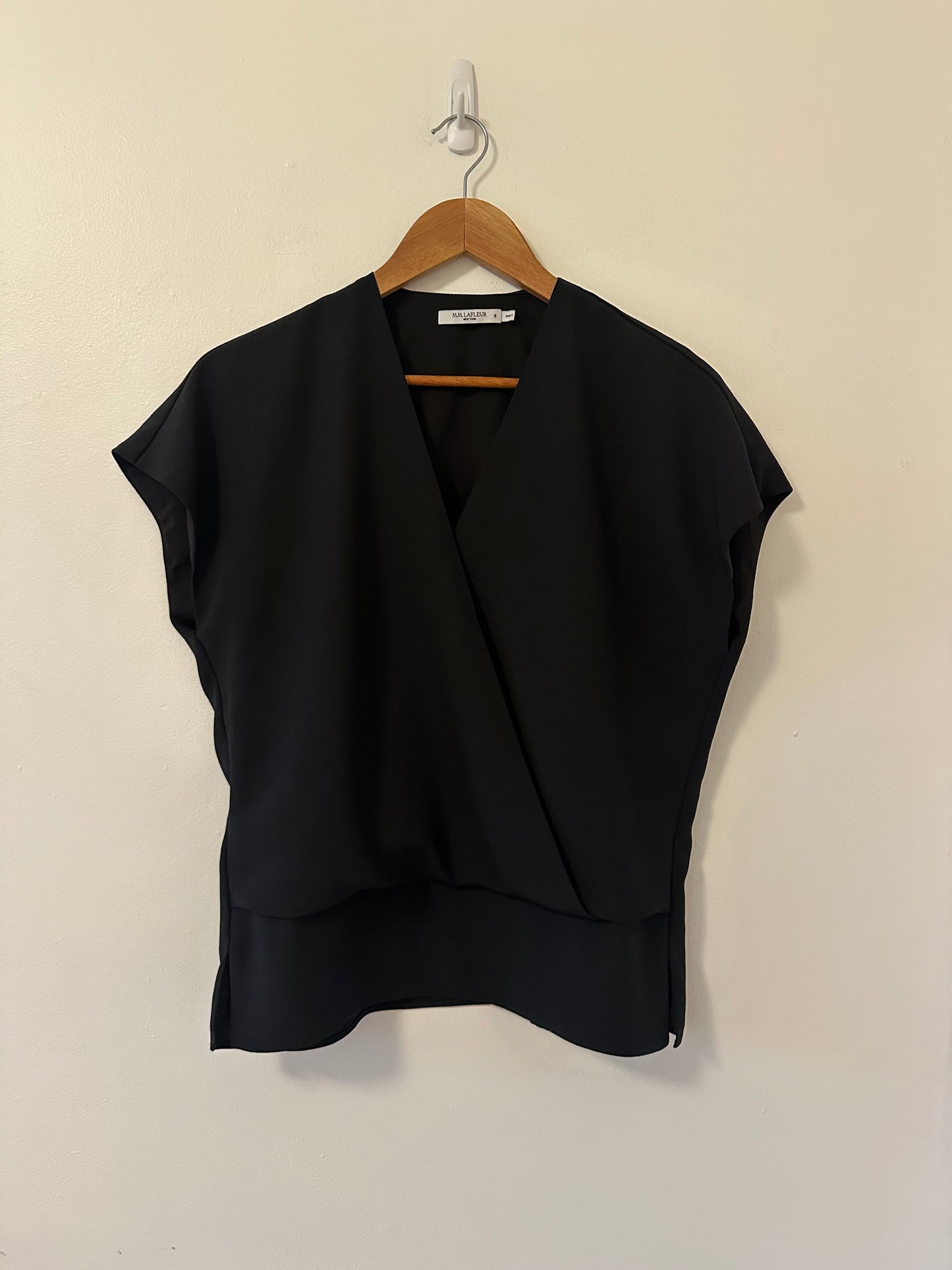 MM Lafleur The Antonia Top - Eco Soft Wave in Black | Size Medium