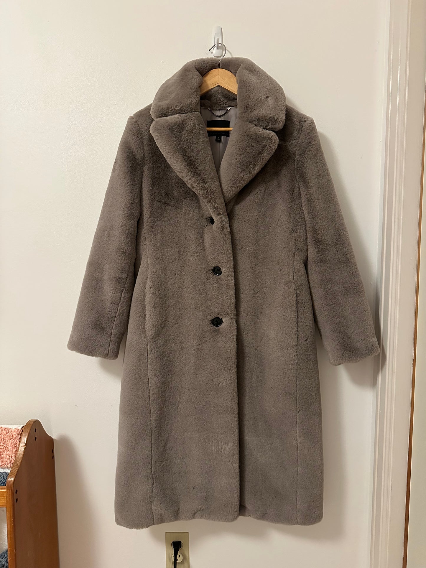 Banana Republic Teddy Faux Fur Jacket in Gray | Size Small