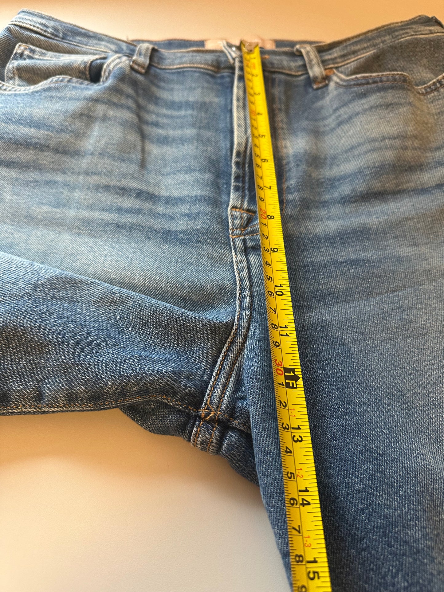 7 For All Mankind The Ultra High Rise Cropped Jo Blue Distressed Jeans | Size 31