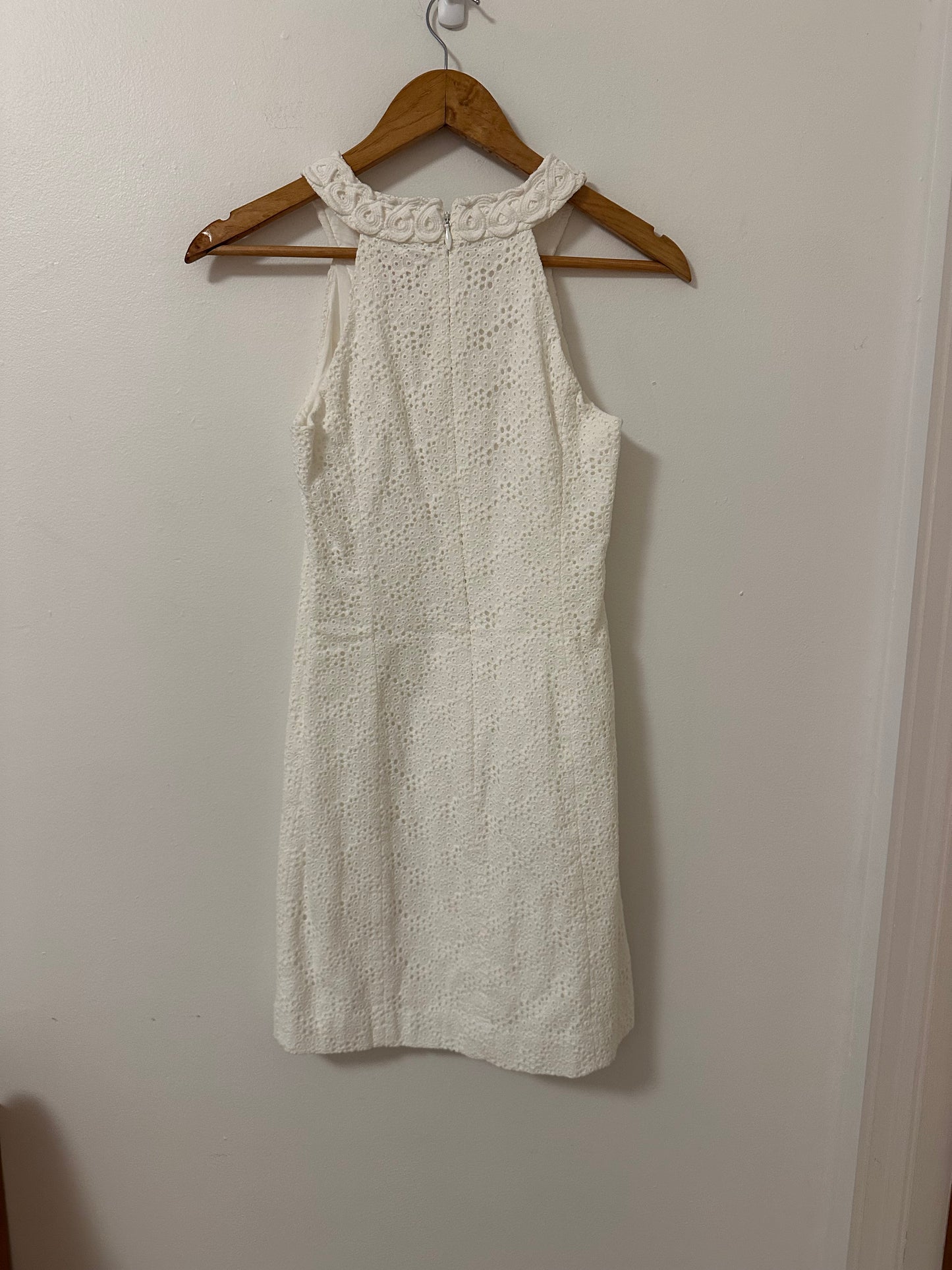 Lilly Pulitzer Women's Sleeveless White Lace V-Neck Dress In White | Size 00