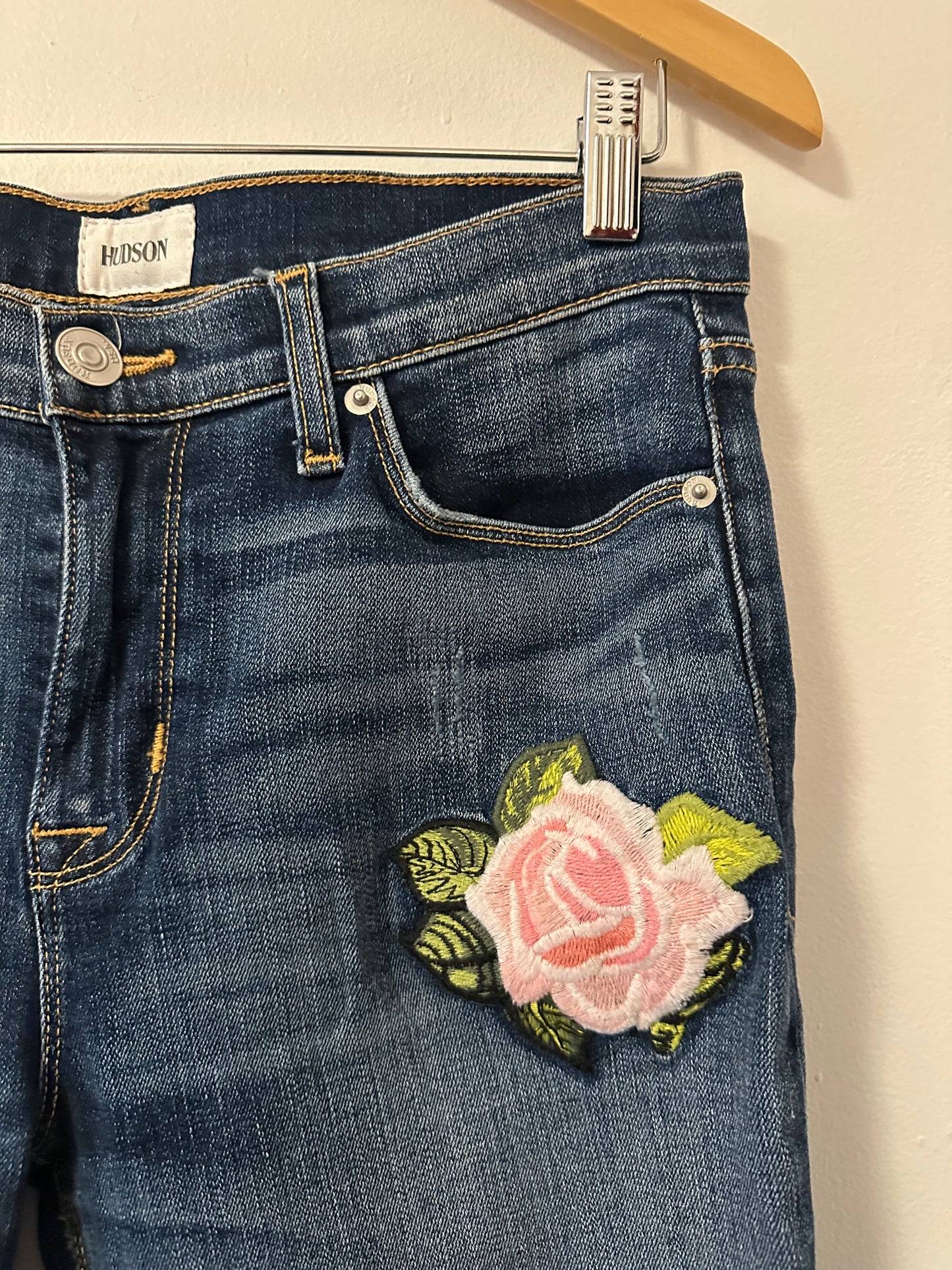 Hudson Jeans Dark Blue Mid Rise Skinny Jeans with Floral Embroidery | Size 28