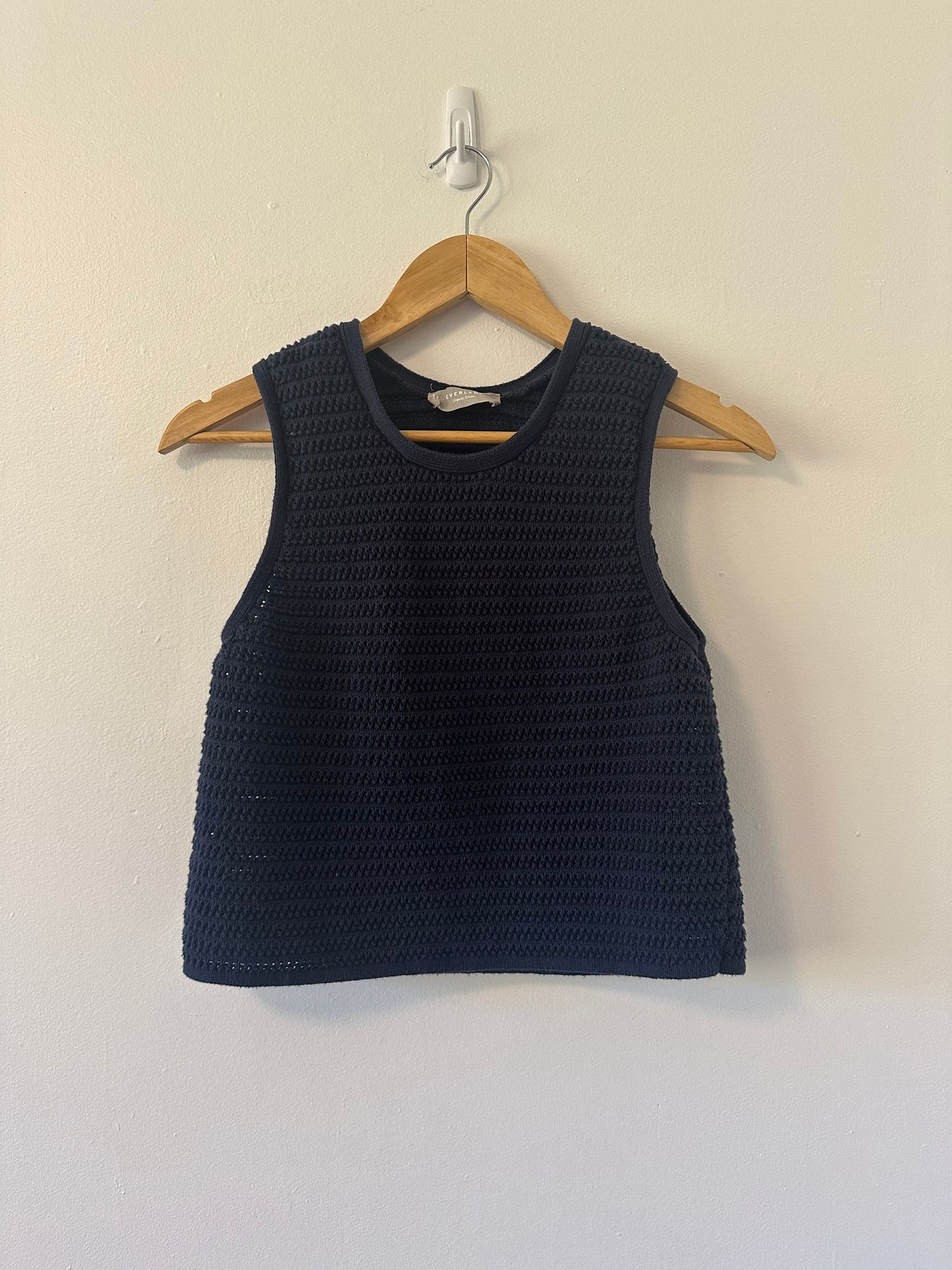 Everlane The Crochet Knit Organic Cotton Navy Blue Sleeveless Sweater | Size Medium