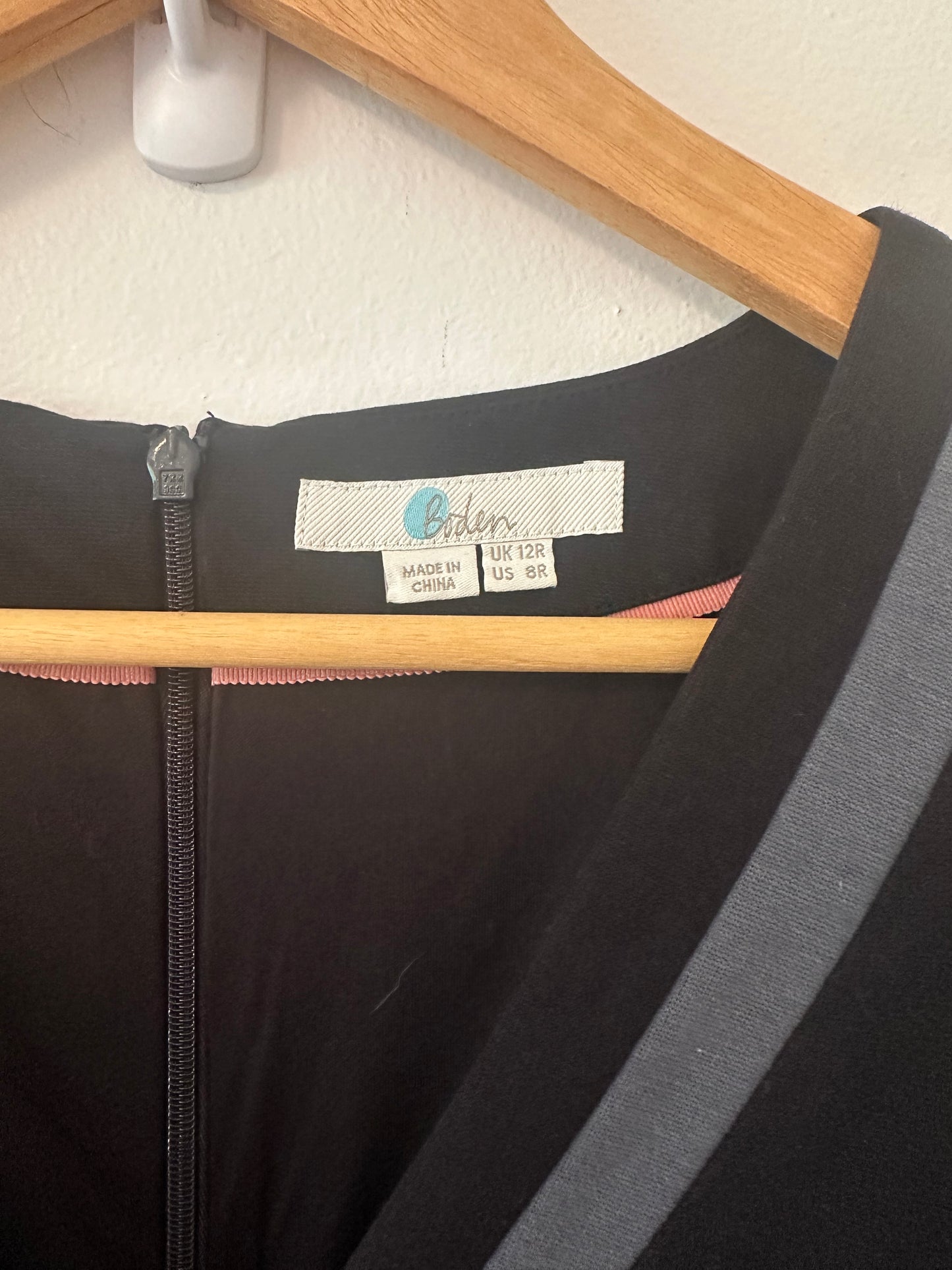 Boden Nellie Ponte Knit Sheath Dress in Black - Size 8