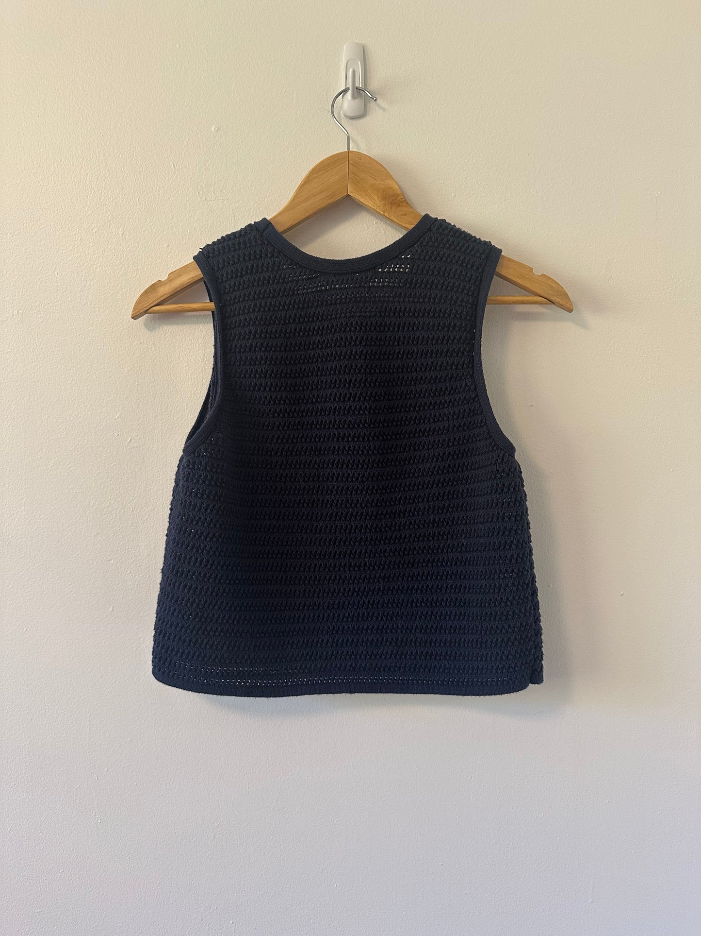 Everlane The Crochet Knit Organic Cotton Navy Blue Sleeveless Sweater | Size Medium