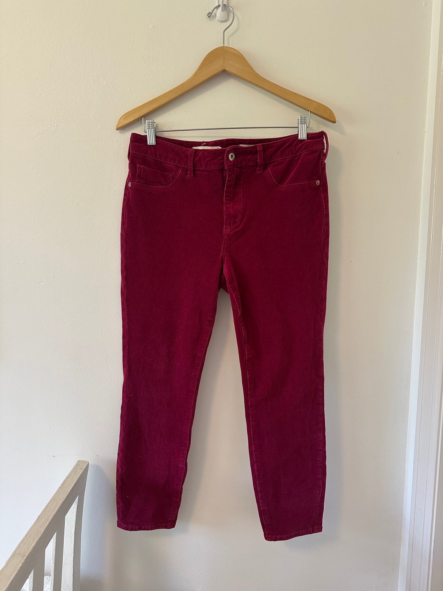 Pilcro Women's Berry Red Stretch Corduroy Skinny Jeans - Size 31