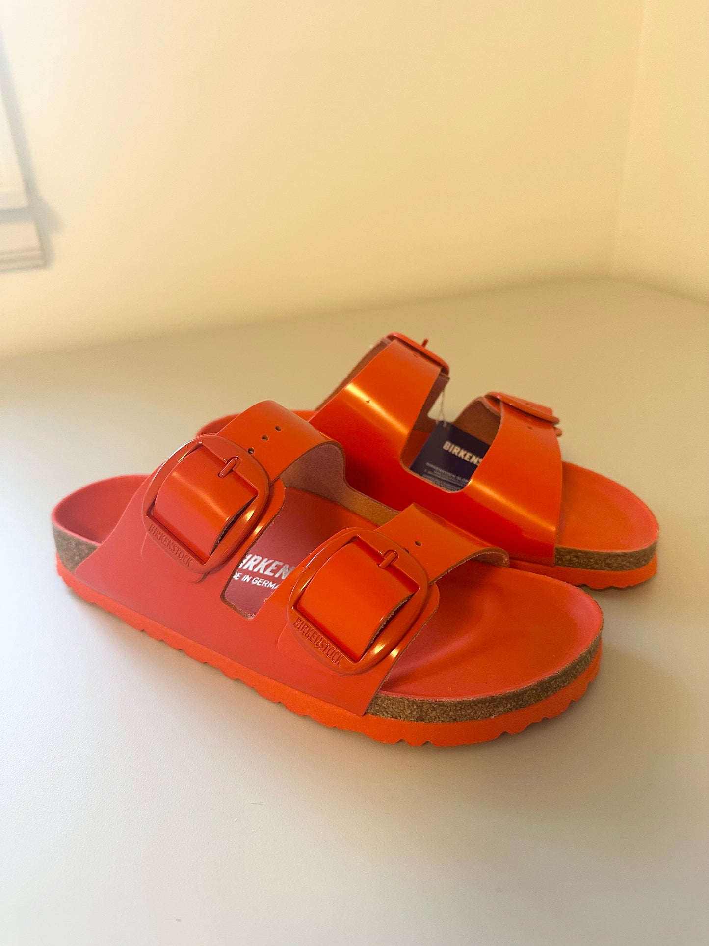 New Birkenstock Arizona Big Buckle Sandals in High Shine Tomato | Size 39