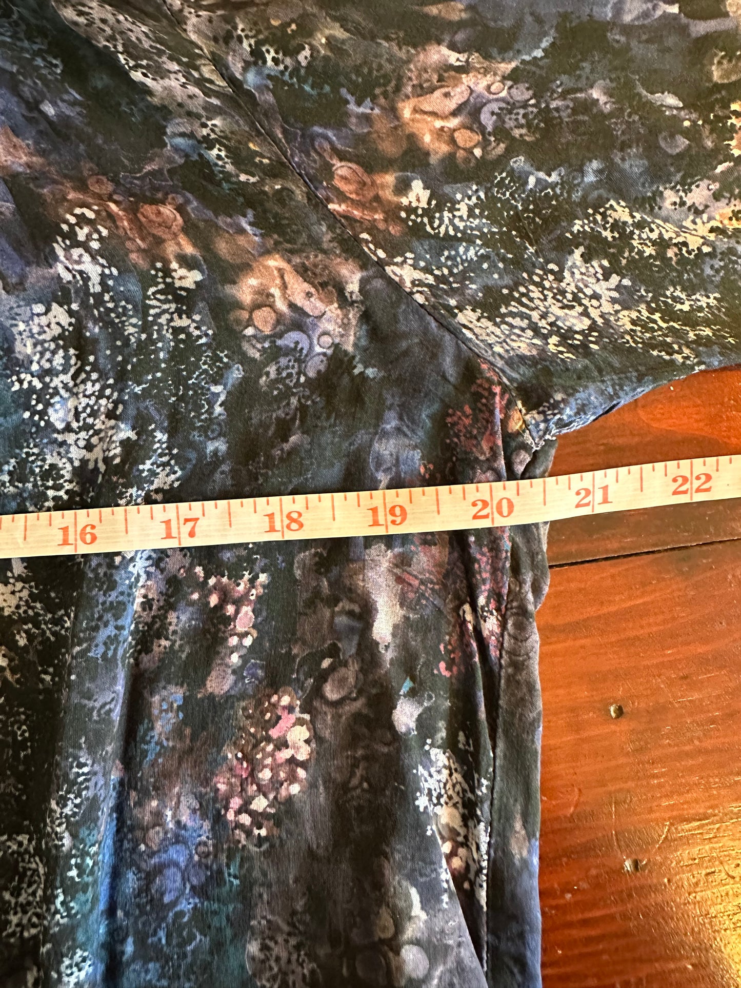 Bella Dahl Smocked Floral Blouse Size S