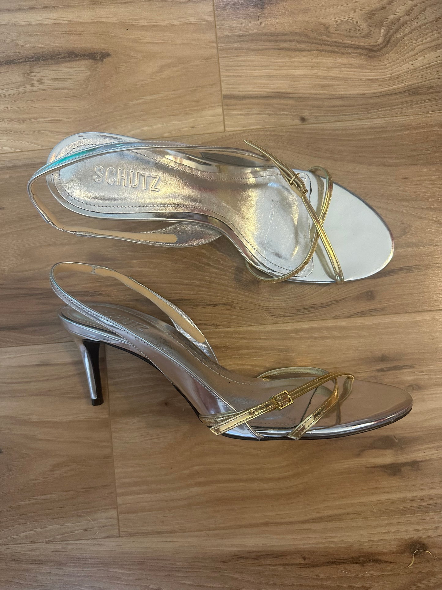 Schutz Cassie Mid Heel Silver and Gold Women's Dress Sandals - Size 8.5