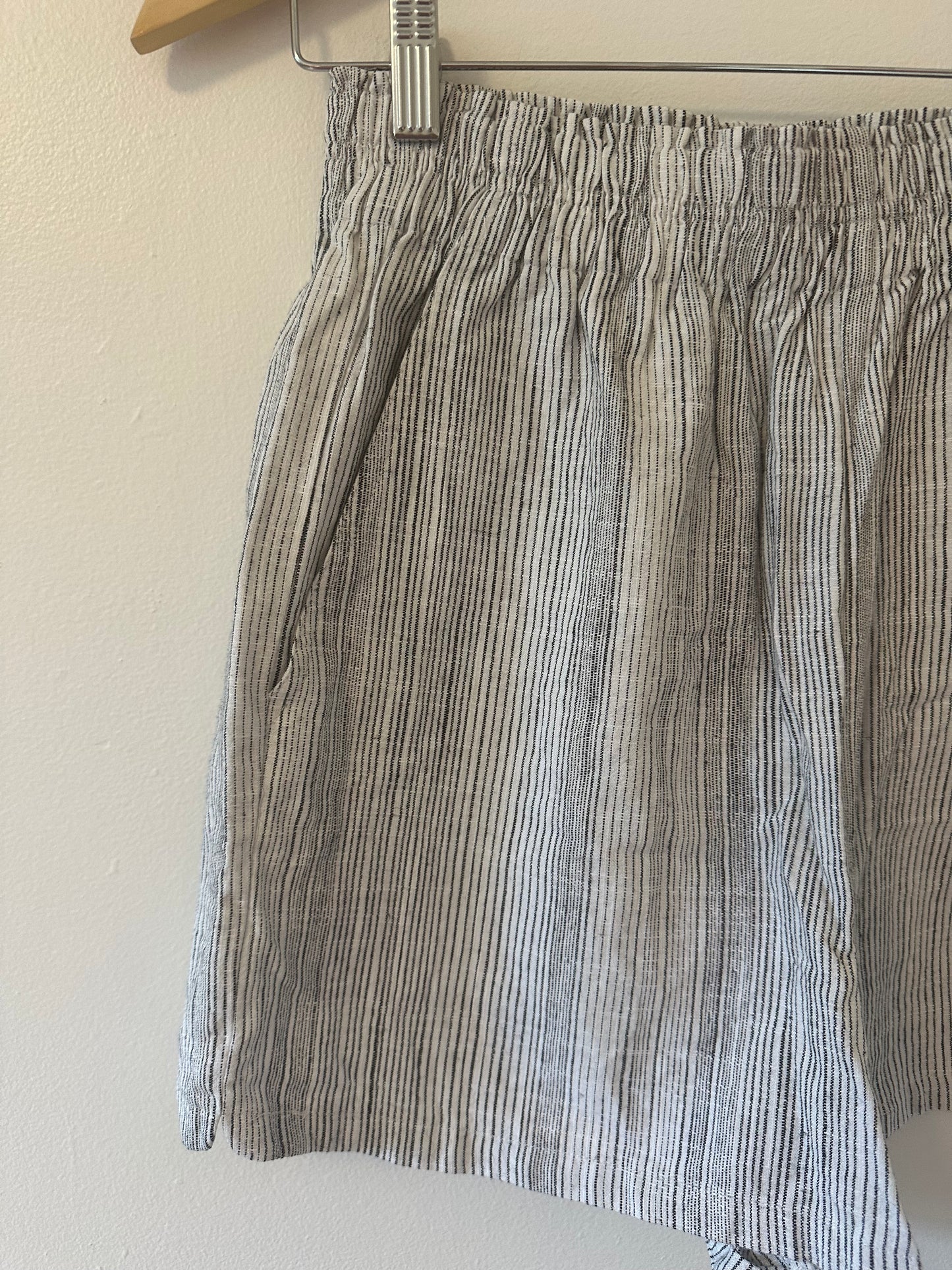 Gentle Fawn New Shore Shorts in Black Stripe - Size Medium