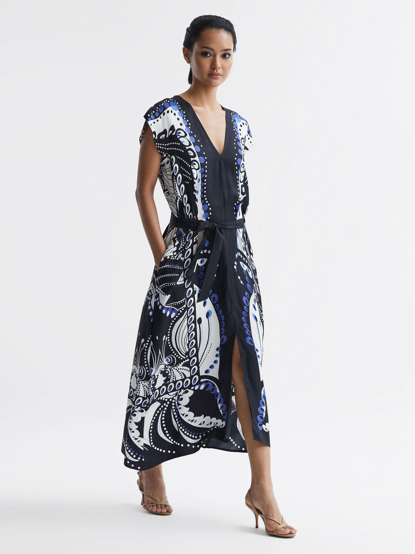 Reiss Freja Scarf Printed Midi Dress in Navy and White | Size 6