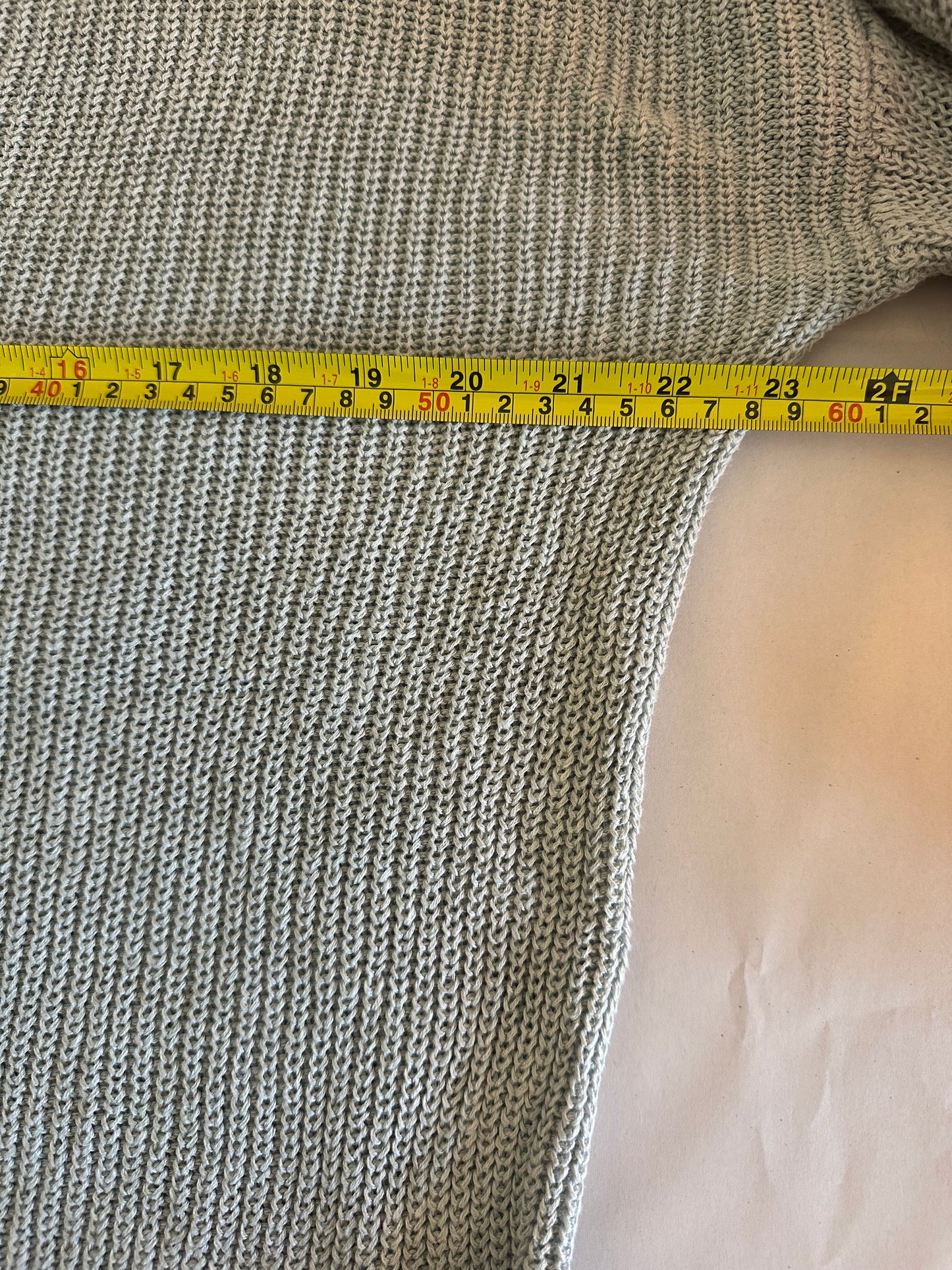 Faherty Miramar Linen V-Neck Sweater in Chalk Blue - Size Small