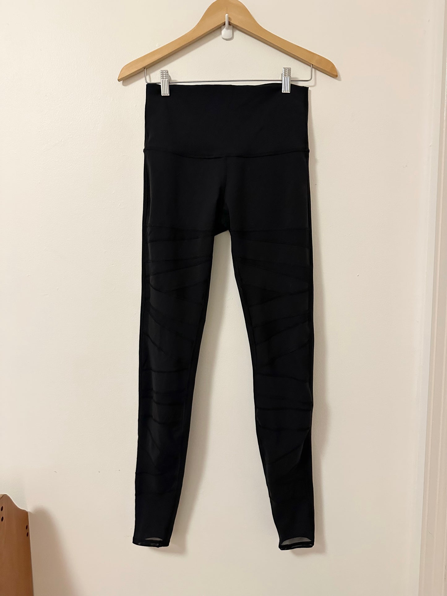 Lululemon Wunder Under Pant (High-Rise) *Tech Mesh 28" | Size 8