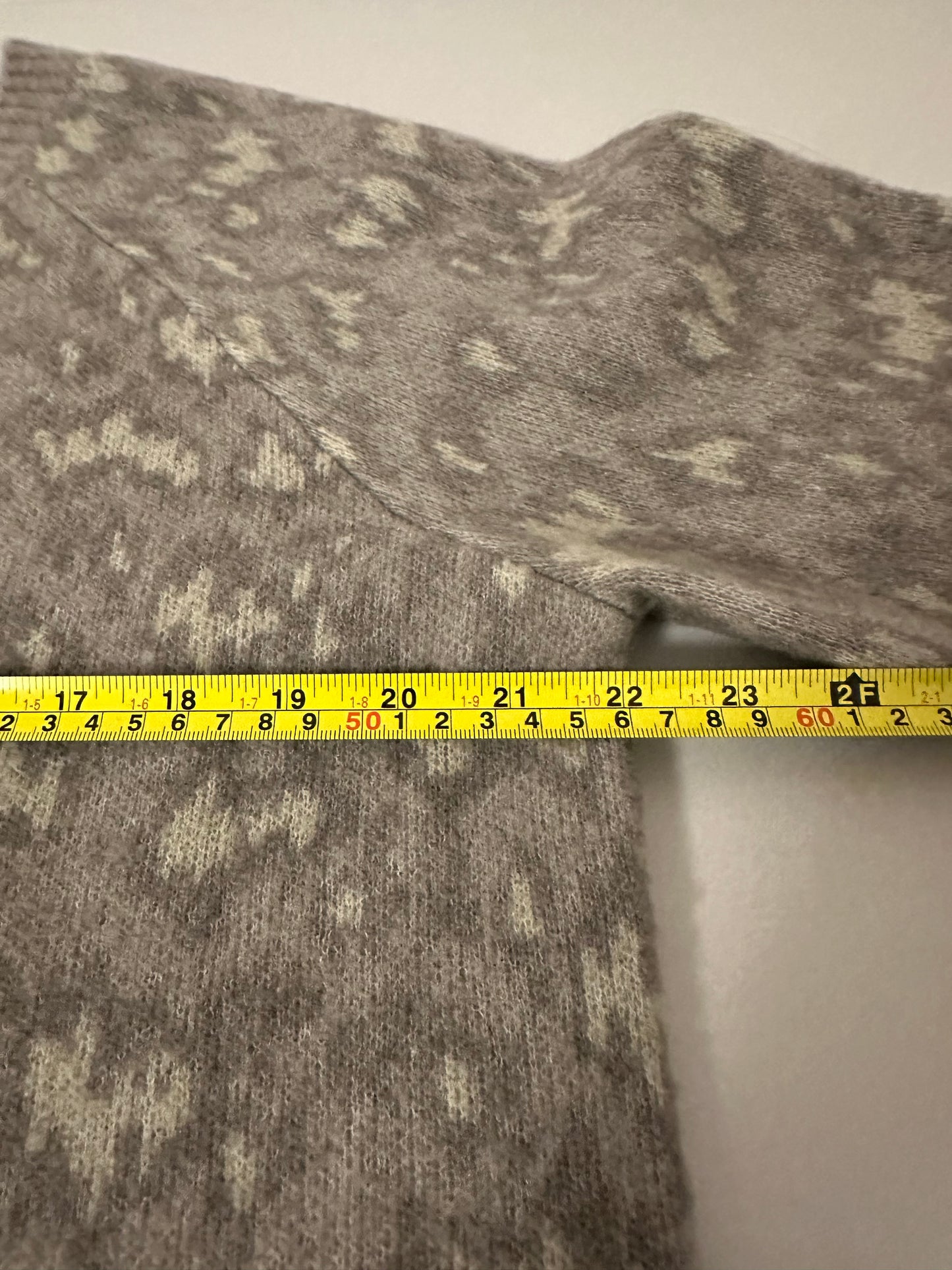 Athleta Gray Patterned Crew Neck Sweater | Size Large