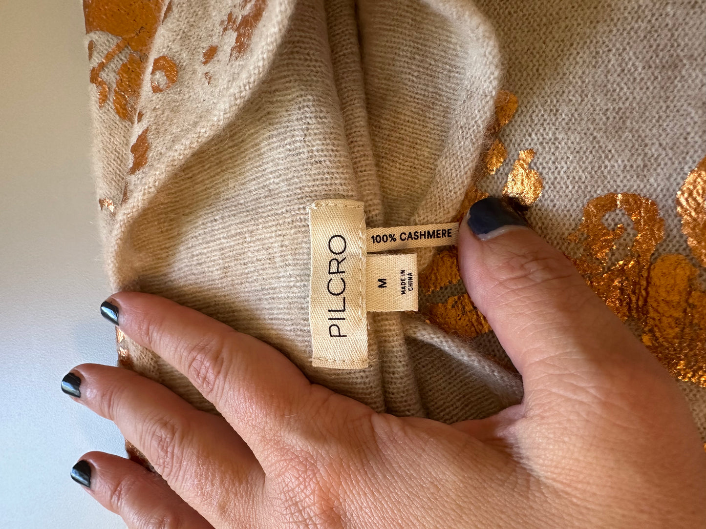 Pilcro The Alani Cashmere Mock Neck Sweater with Gold Print | Size Medium