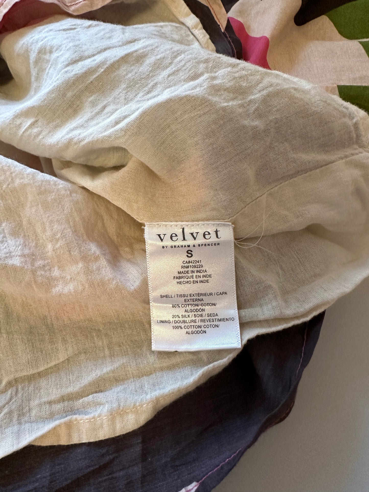 Velvet by Graham & Spencer Ariel Blouse in Pink and Green | Size Small