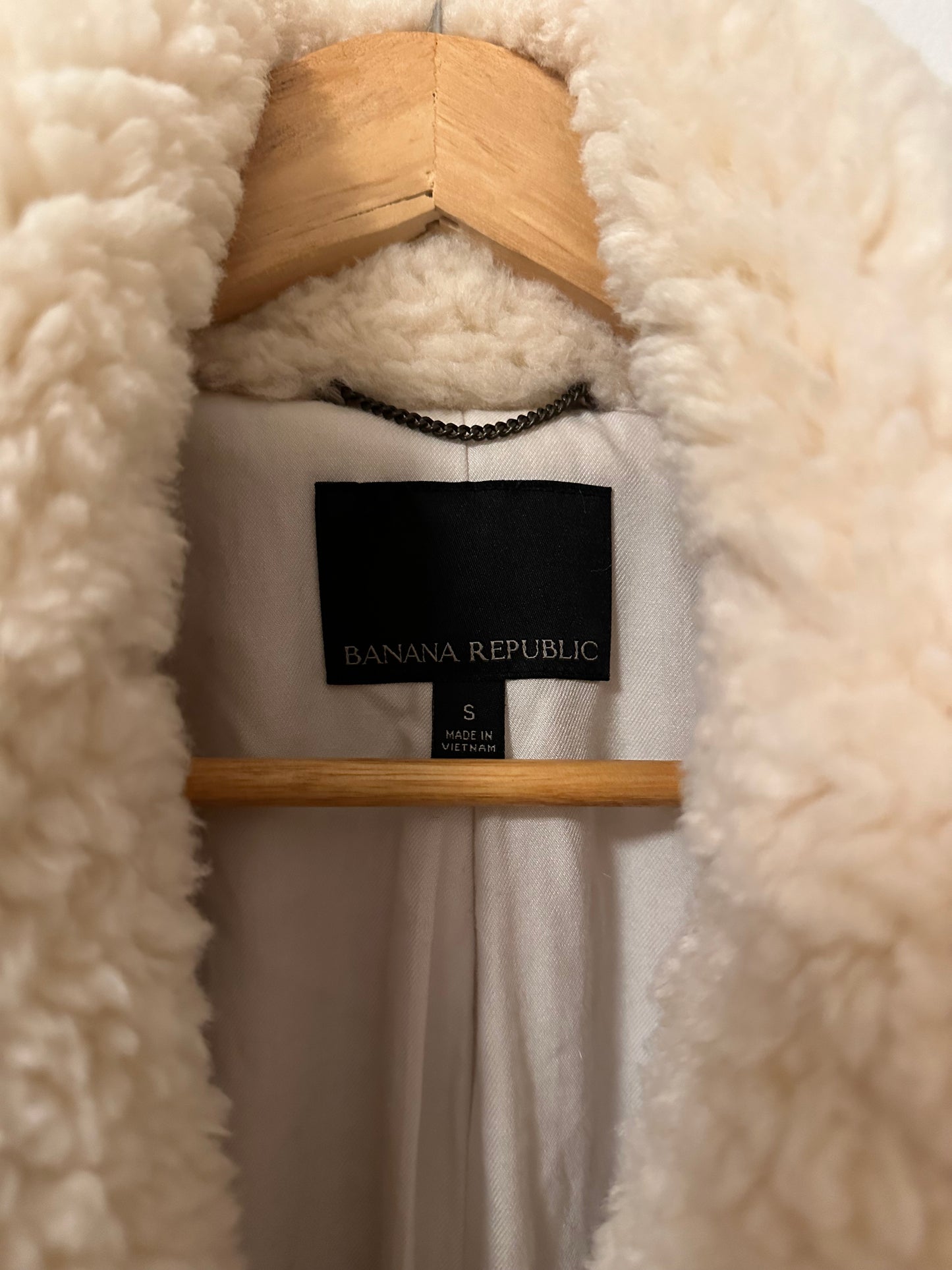 Banana Republic Oversized Sherpa Cocoon Coat in Cream | Size Small