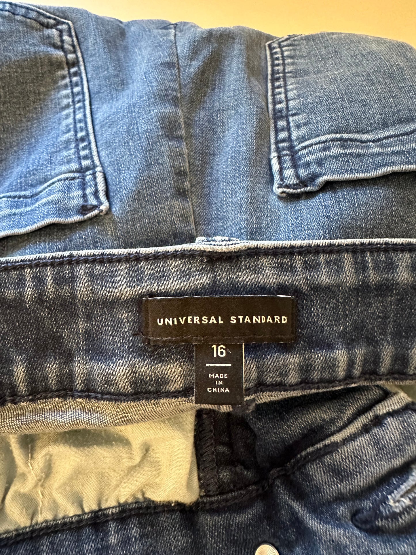 Universal Standard Carrie High Rise Wide Leg Jeans | Size 16