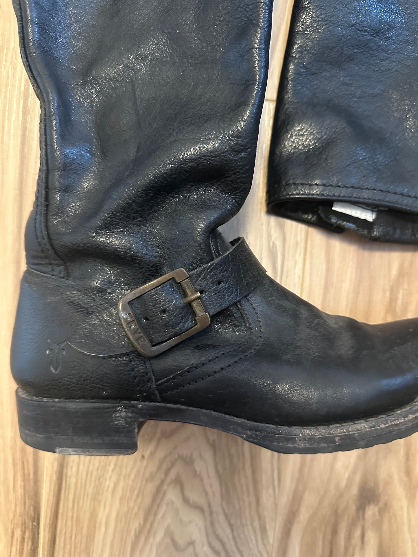 Frye Veronica Slouch Black Leather Pull On Buckle Boots | Size 6