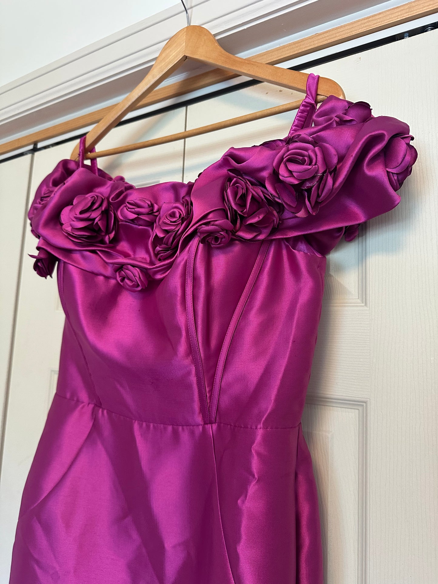 Terani Couture - Fuschia Off The Shoulder Prom Formal Gown | Size 10