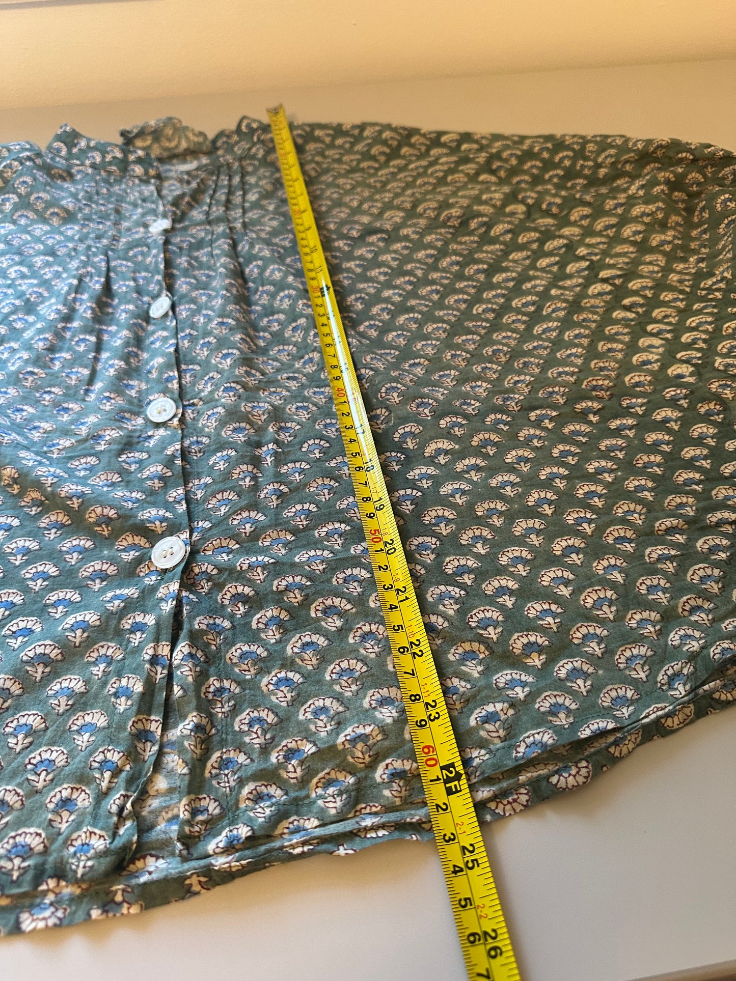 Emerson Fry - Mandarin Collar Top in Day Flowers Juniper Organic | One Size